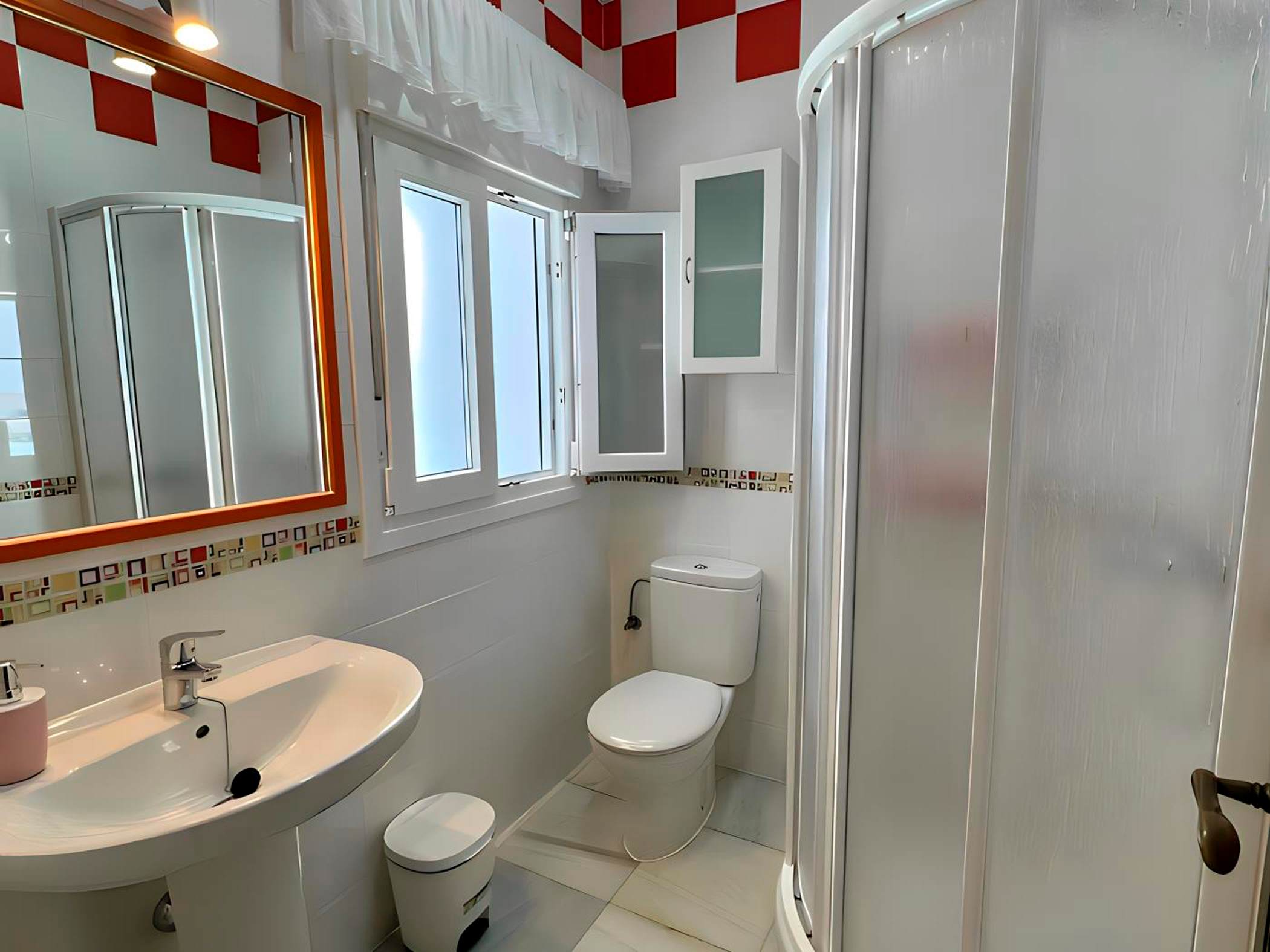 Alojamiento con ba y espectaculares  - image 9