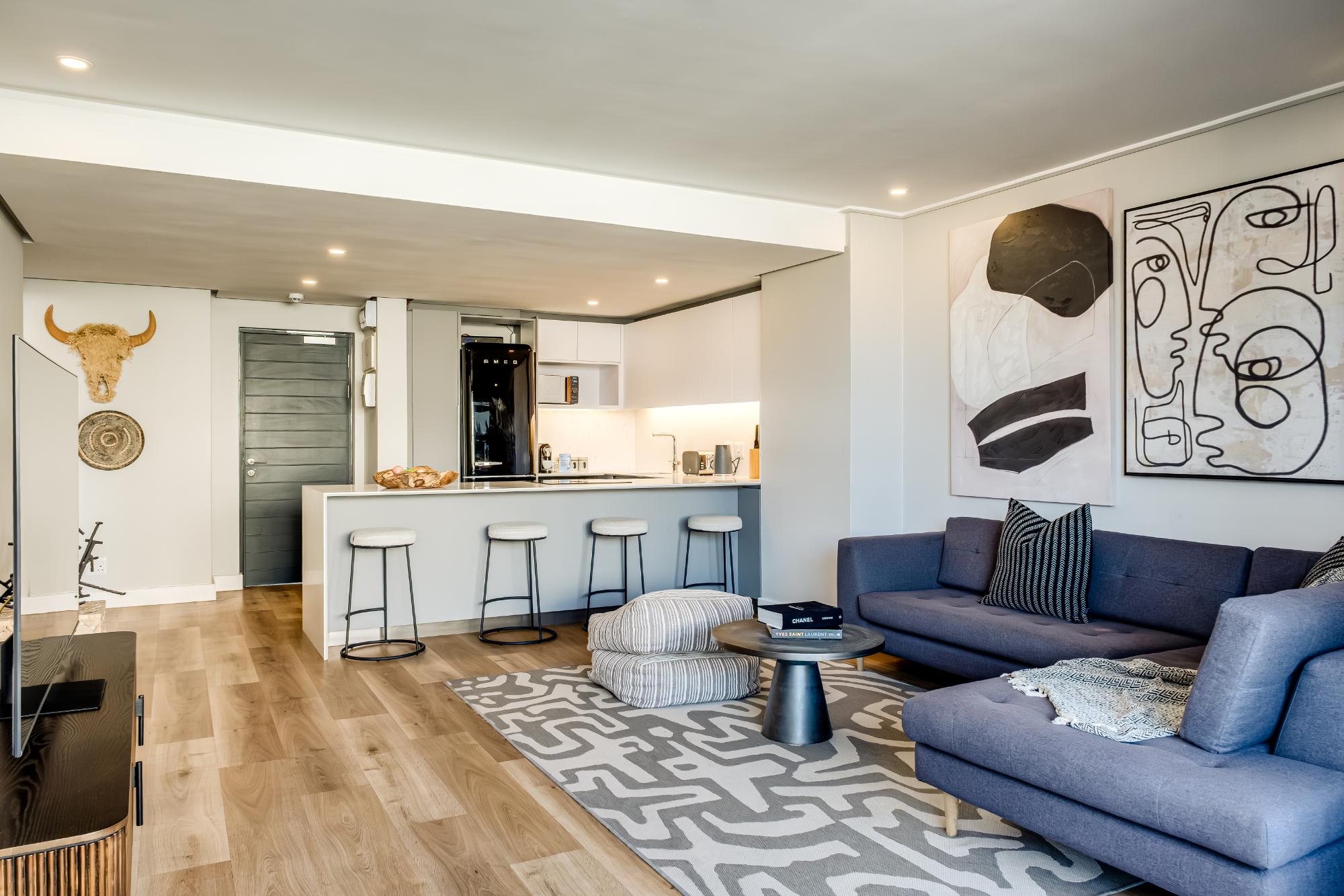 Modern Central Secure Cape Town 2bed Bantry Suite 6