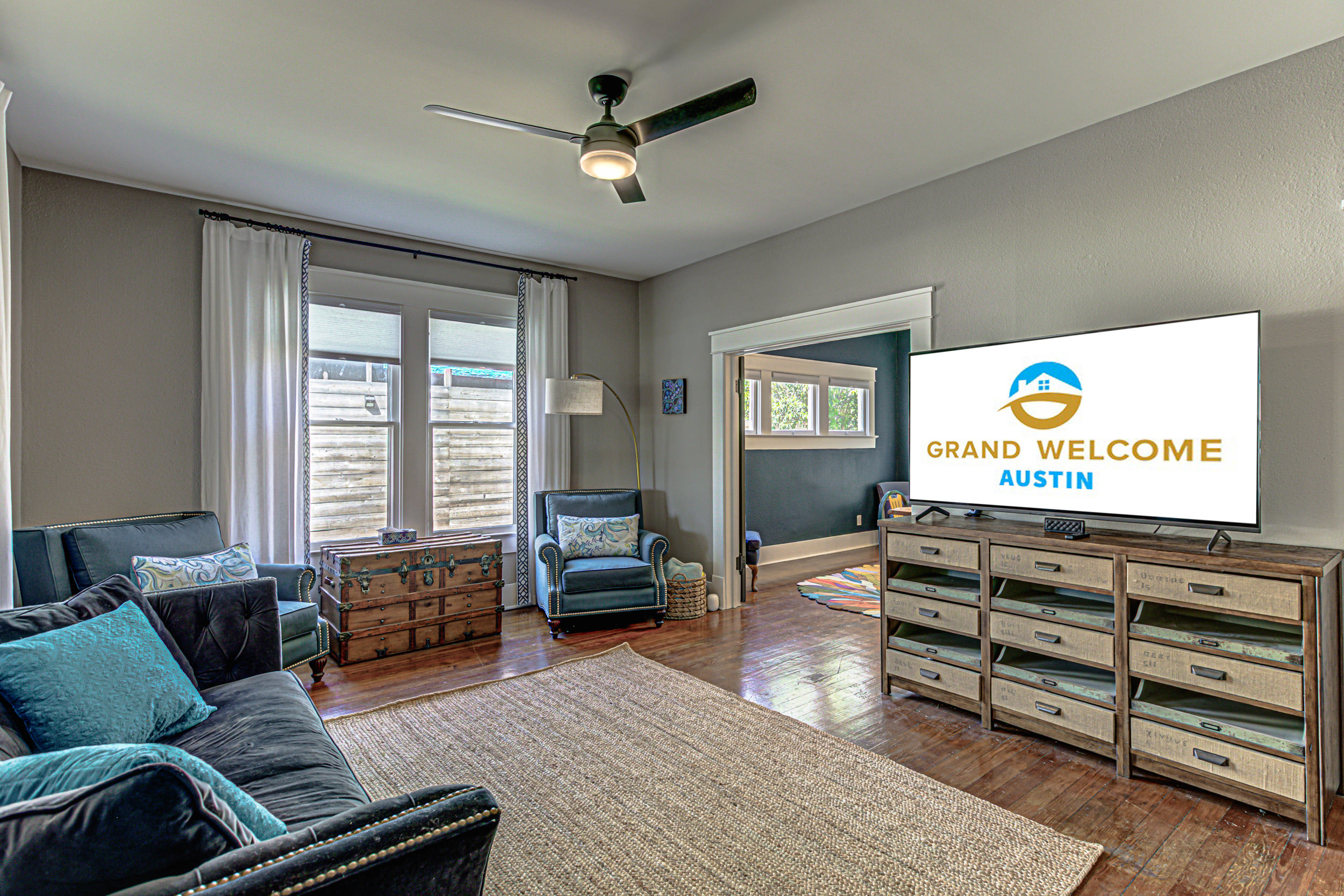 Charming 2 BDR for 4 Close to Downtown Austin