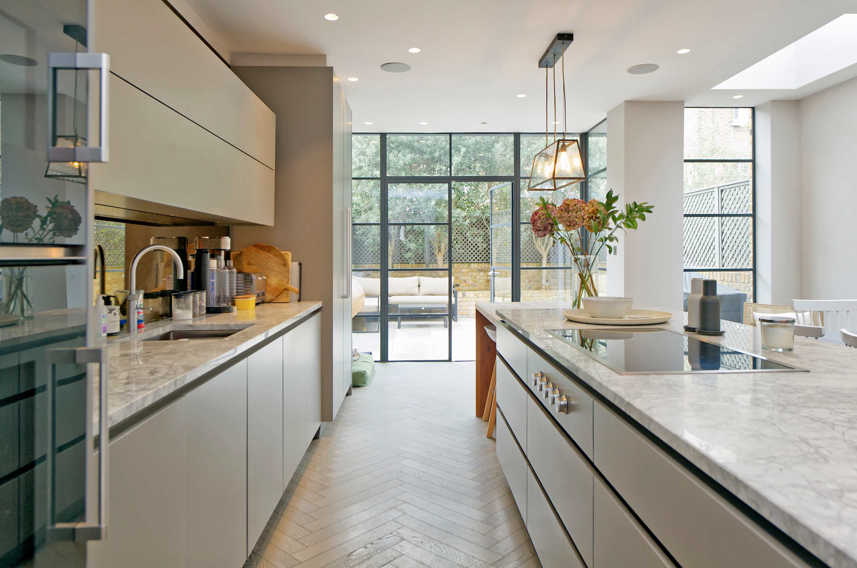 Elegant 4 Bedroom House - Clapham in Hambalt Road 96 SW4 9EJ - Property image 6 - VivreStays