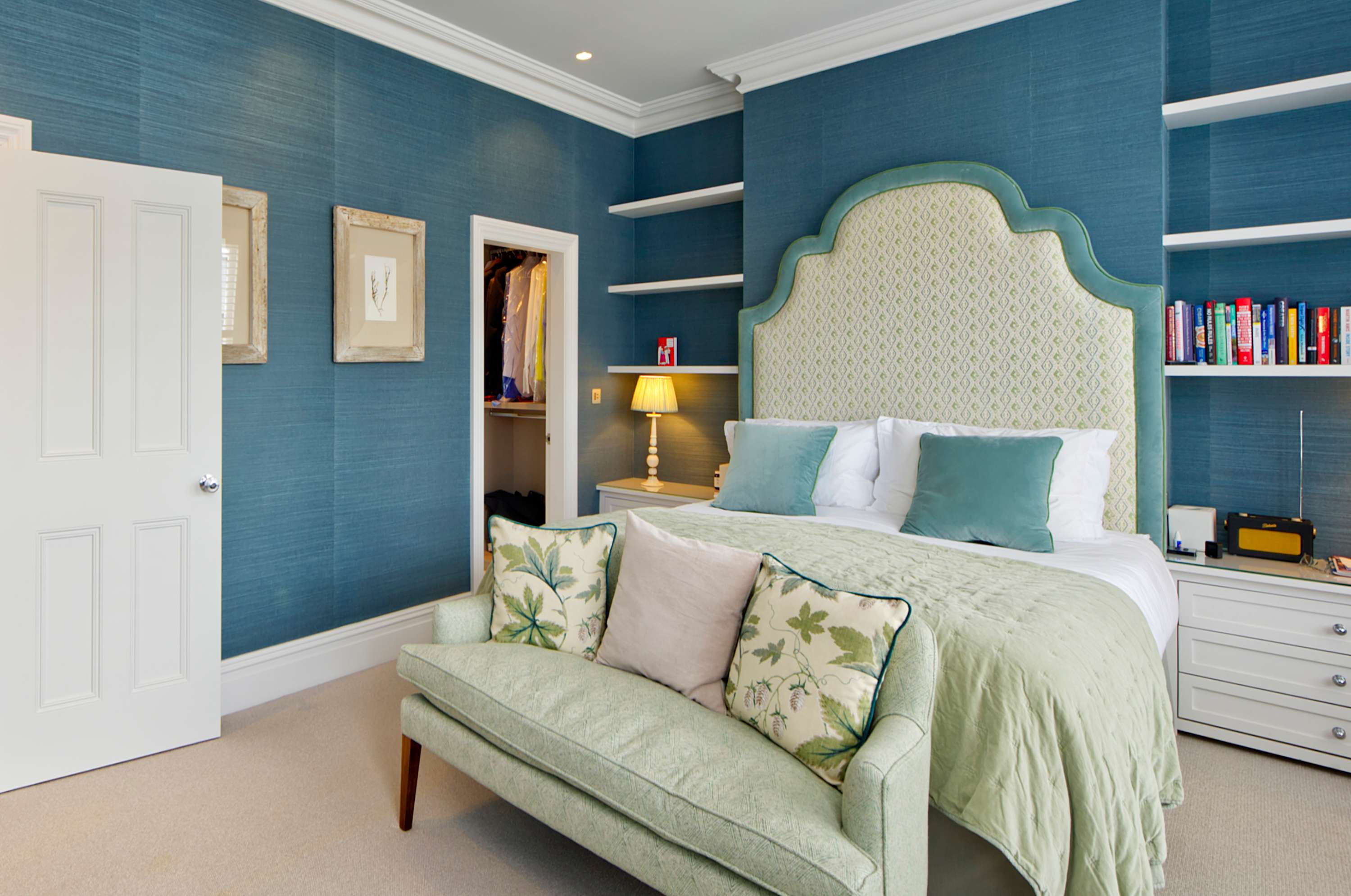 Elegant 4 Bedroom House - Clapham in Hambalt Road 96 SW4 9EJ - Property image 3 - VivreStays