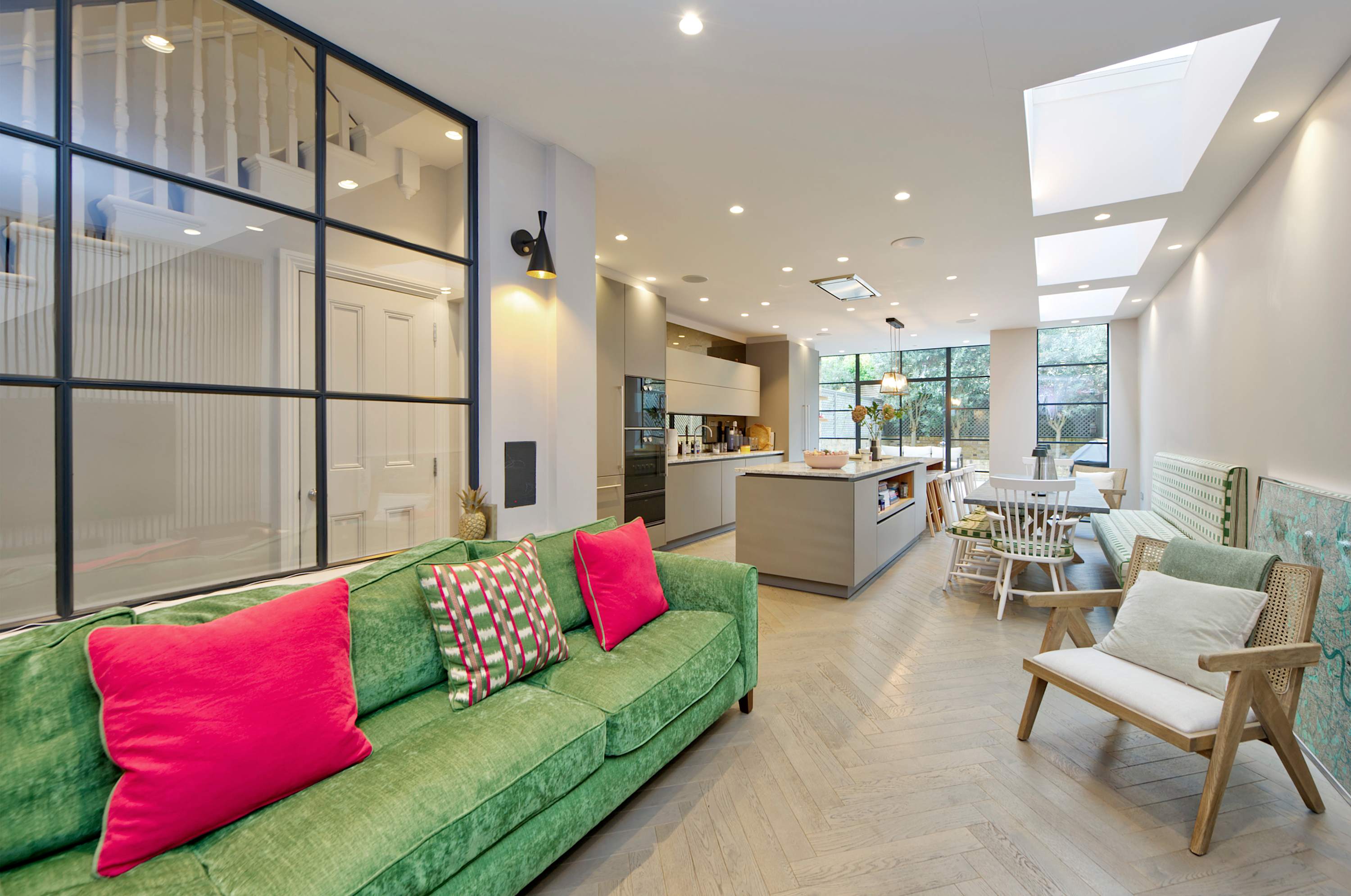 Elegant 4 Bedroom House - Clapham in Hambalt Road 96 SW4 9EJ - Property image 5 - VivreStays