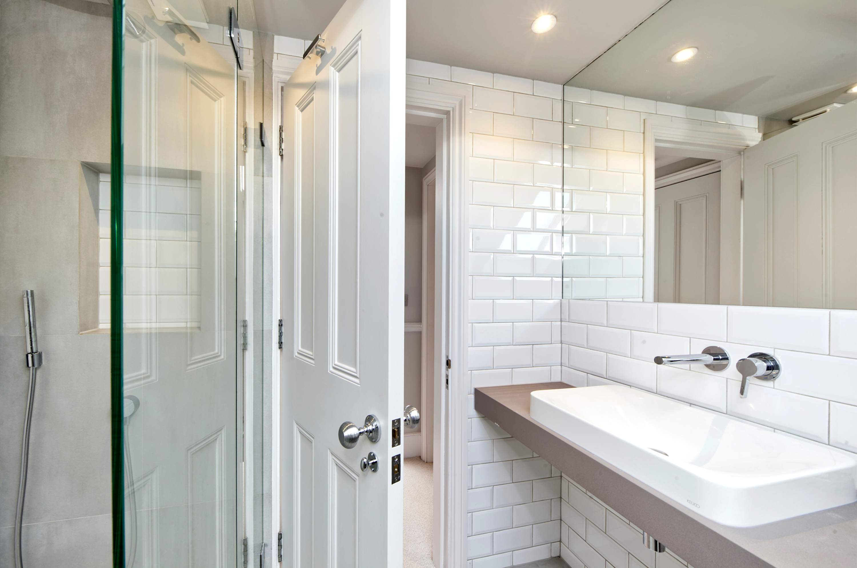 Elegant 4 Bedroom House - Clapham in Hambalt Road 96 SW4 9EJ - Property image 36 - VivreStays