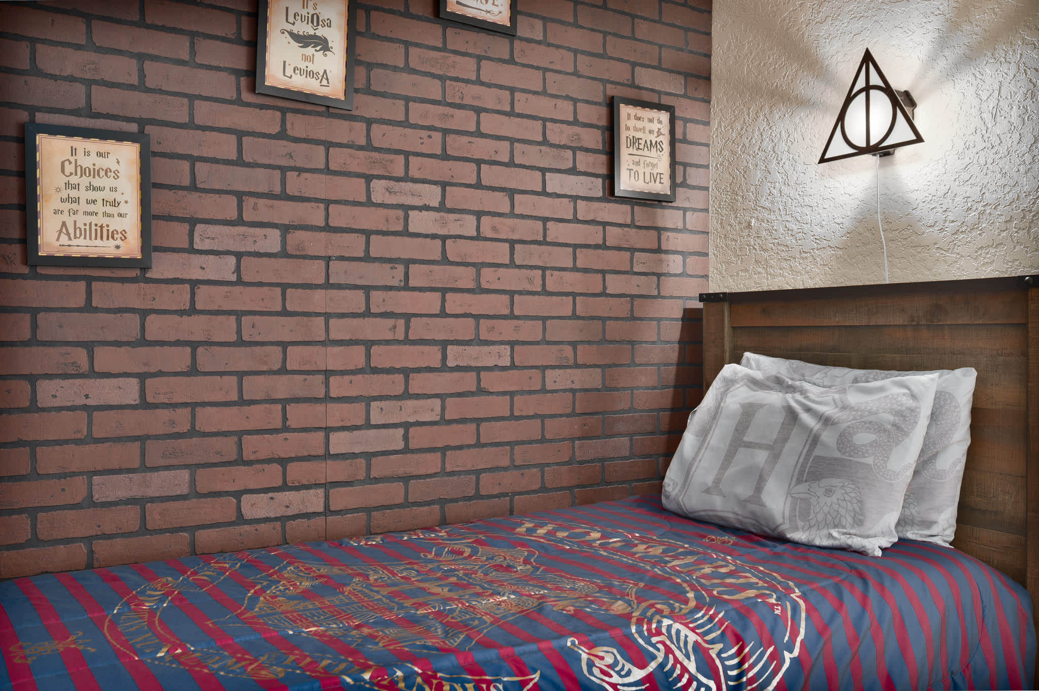 Townhouse w/pool slide & lazy river at Regal Palm