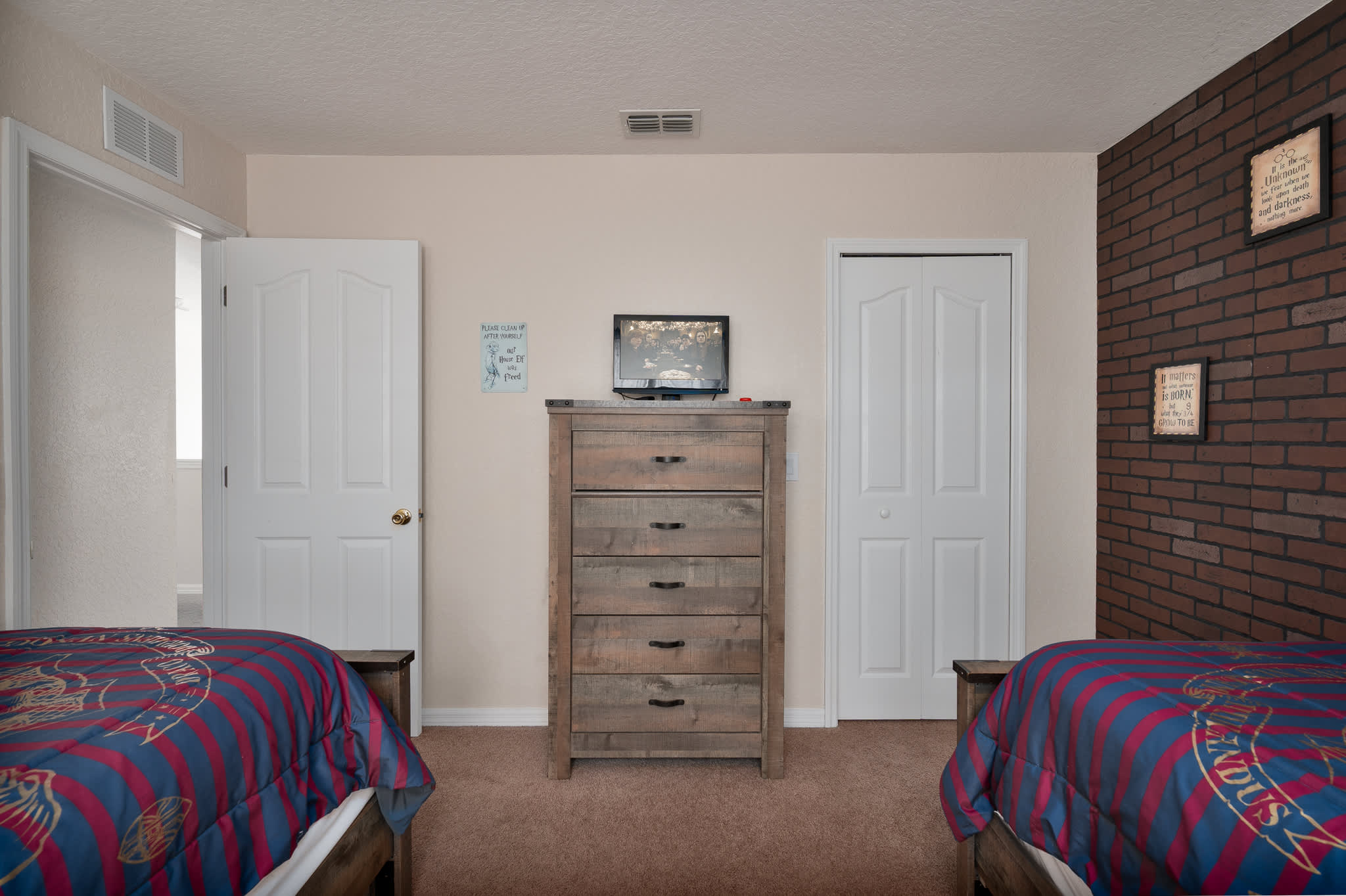 Townhouse w/pool slide & lazy river at Regal Palm