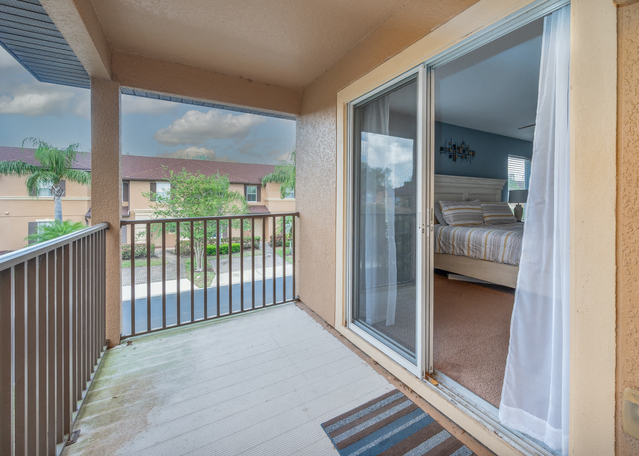 Townhouse w/pool slide & lazy river at Regal Palm