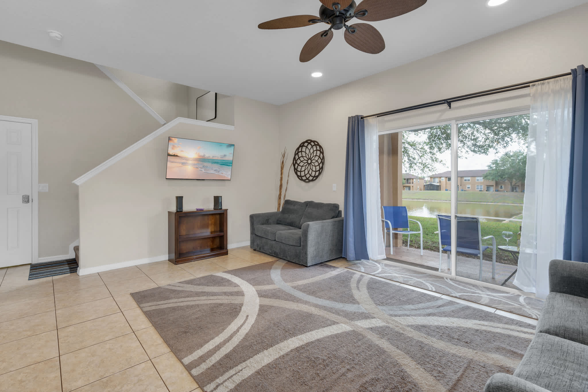 Townhouse w/pool slide & lazy river at Regal Palm