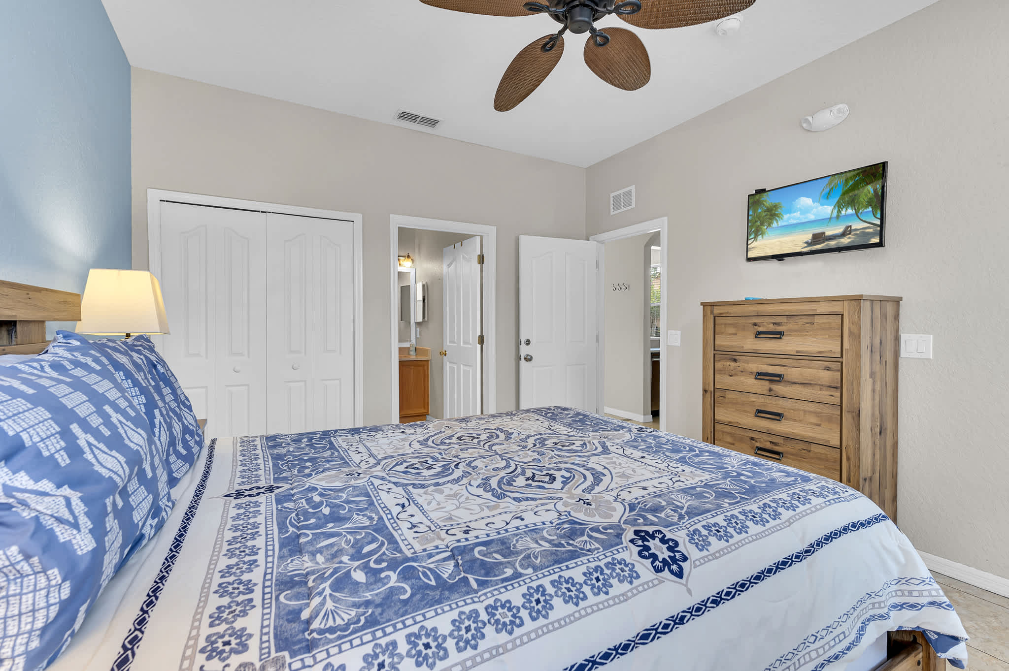 Townhouse w/pool slide & lazy river at Regal Palm