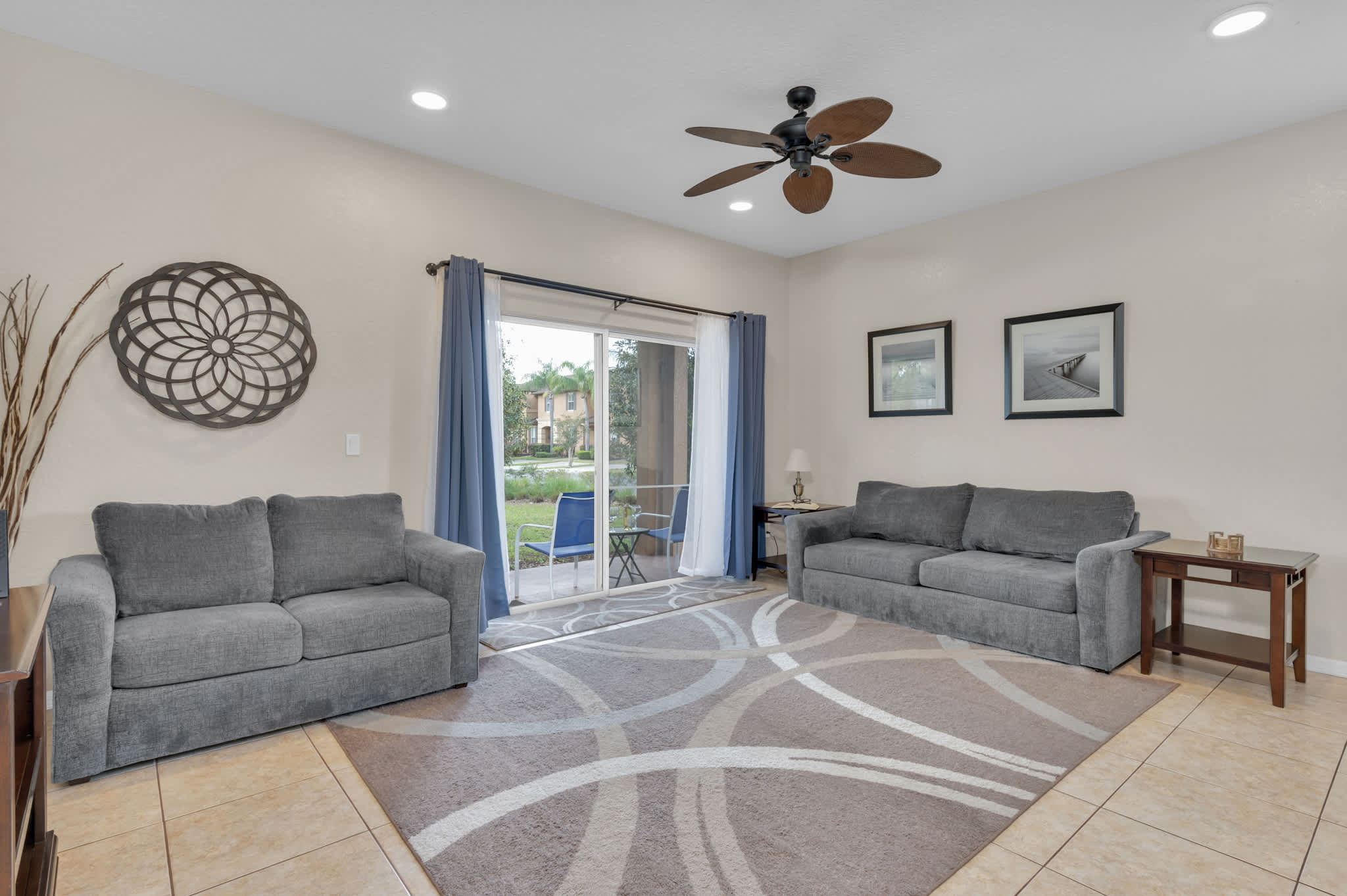 Townhouse w/pool slide & lazy river at Regal Palm