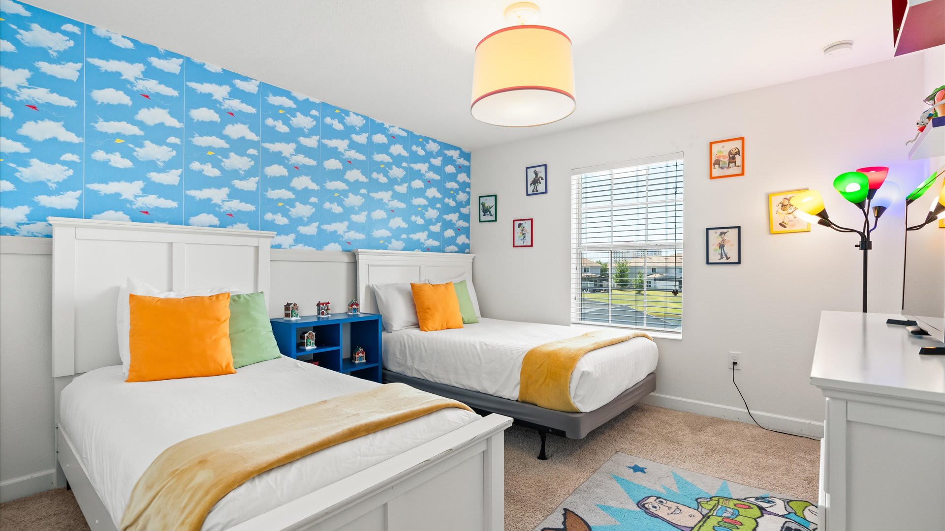 Toy Story Themed Bedroom - 1 Double bed, 1 Single bed