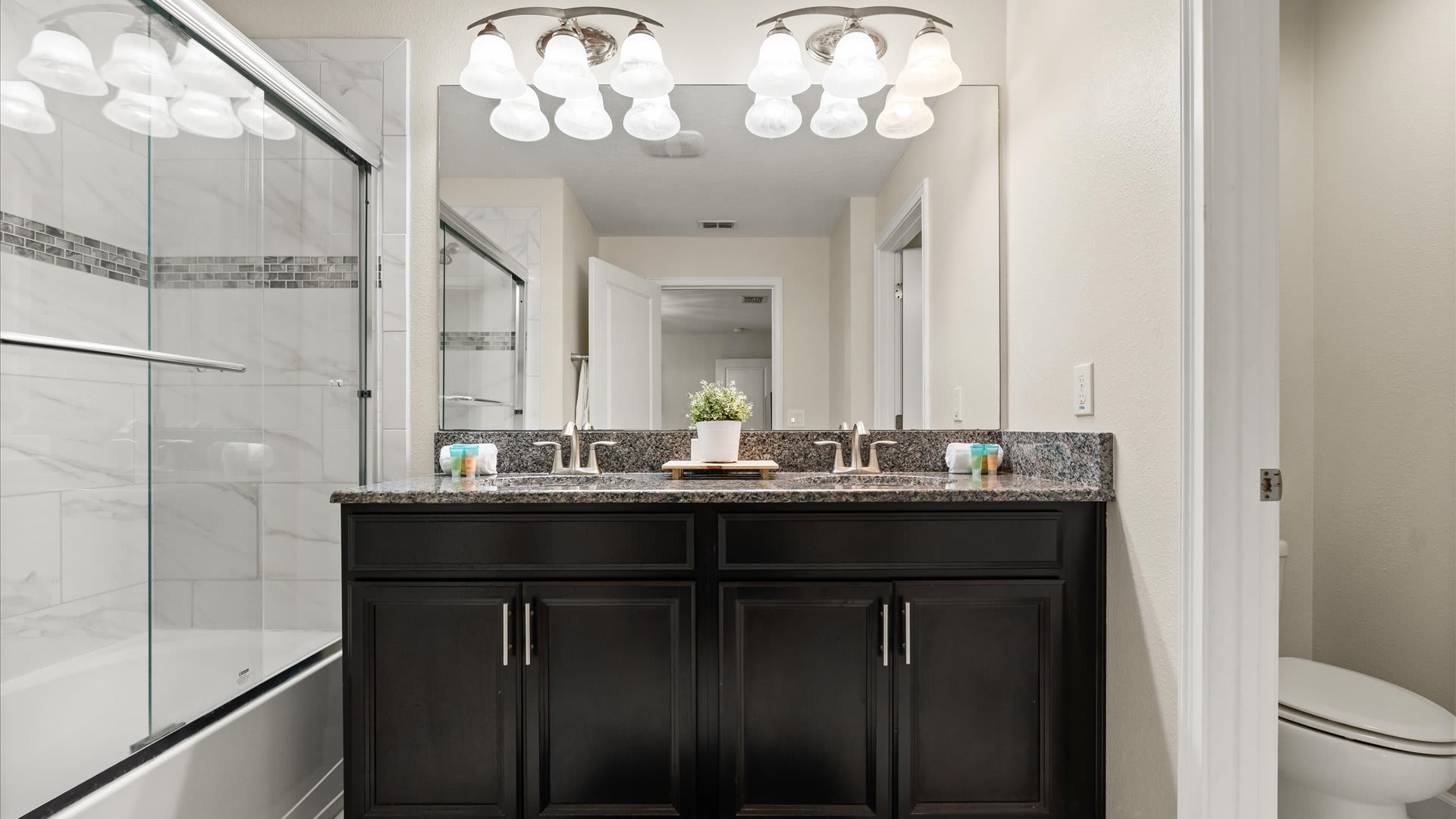 Master En-Suite Bathroom with Double Vanity 