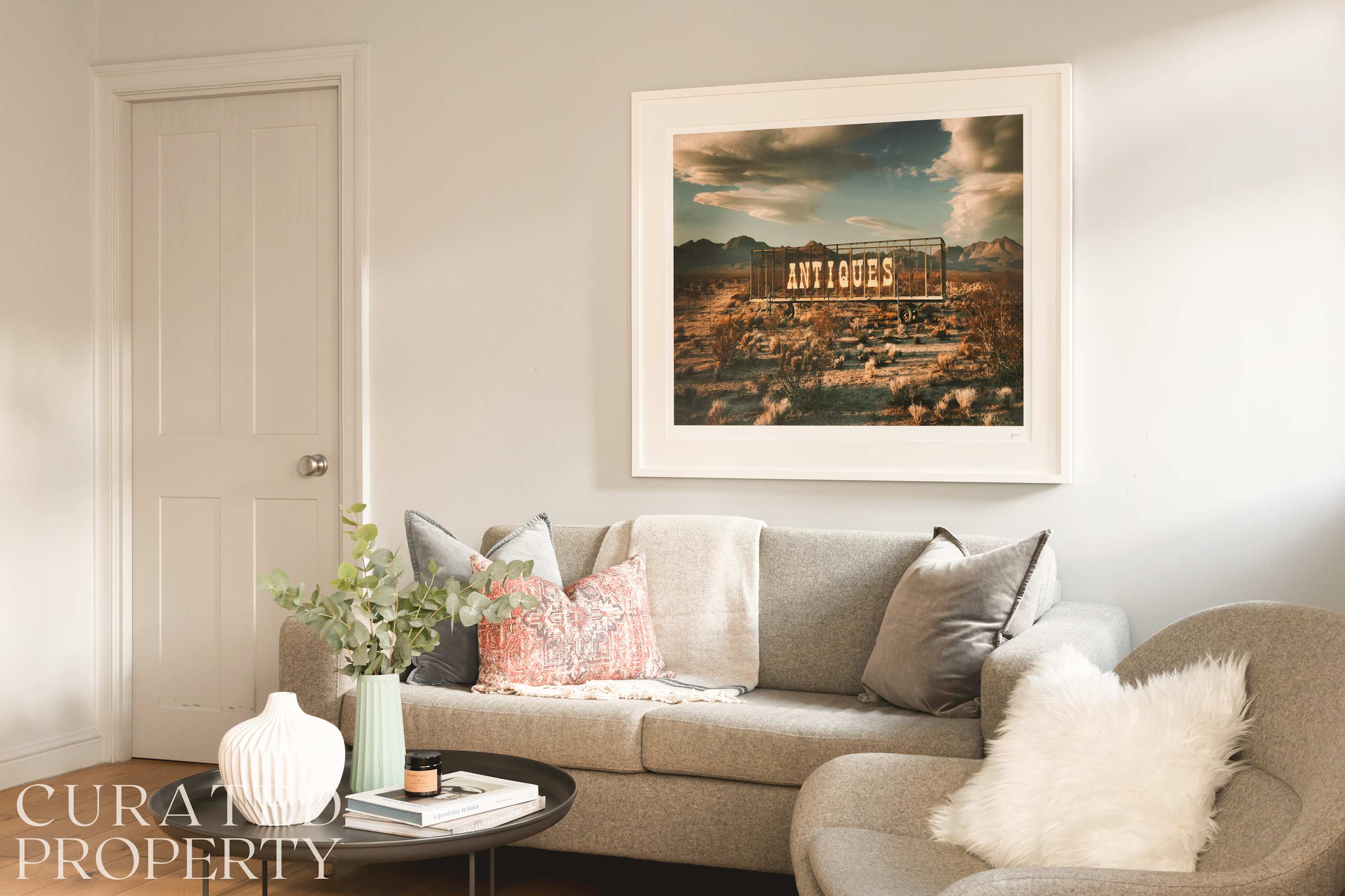 Elegant King Suite · Behind Thermae Spa in Bilbury Lane BA1 1QZ - Property image 9 - VivreStays
