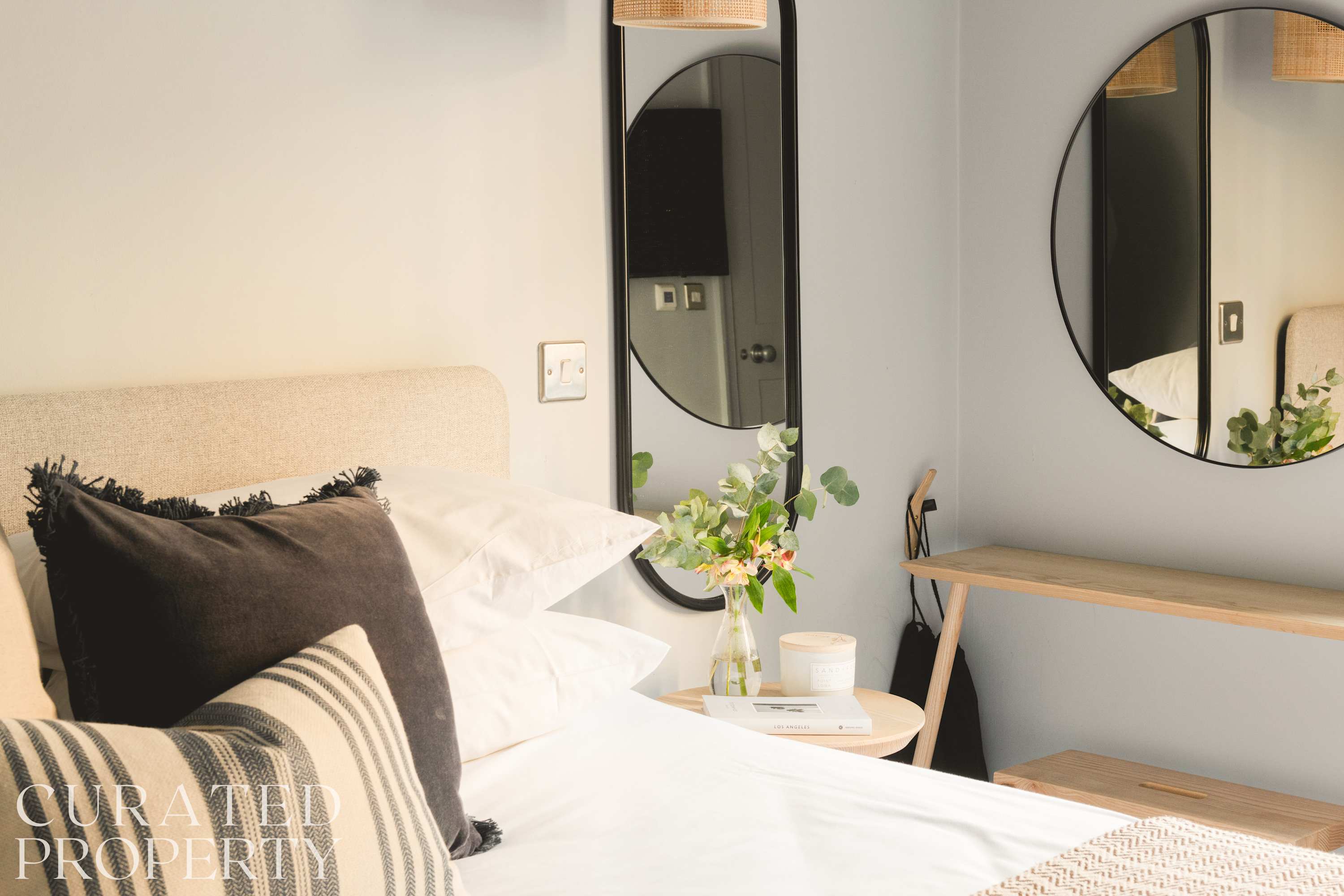 Open-Plan Suite for 4 · Steps from Roman Baths in Bilbury Lane BA1 1QZ - Property image 15 - VivreStays