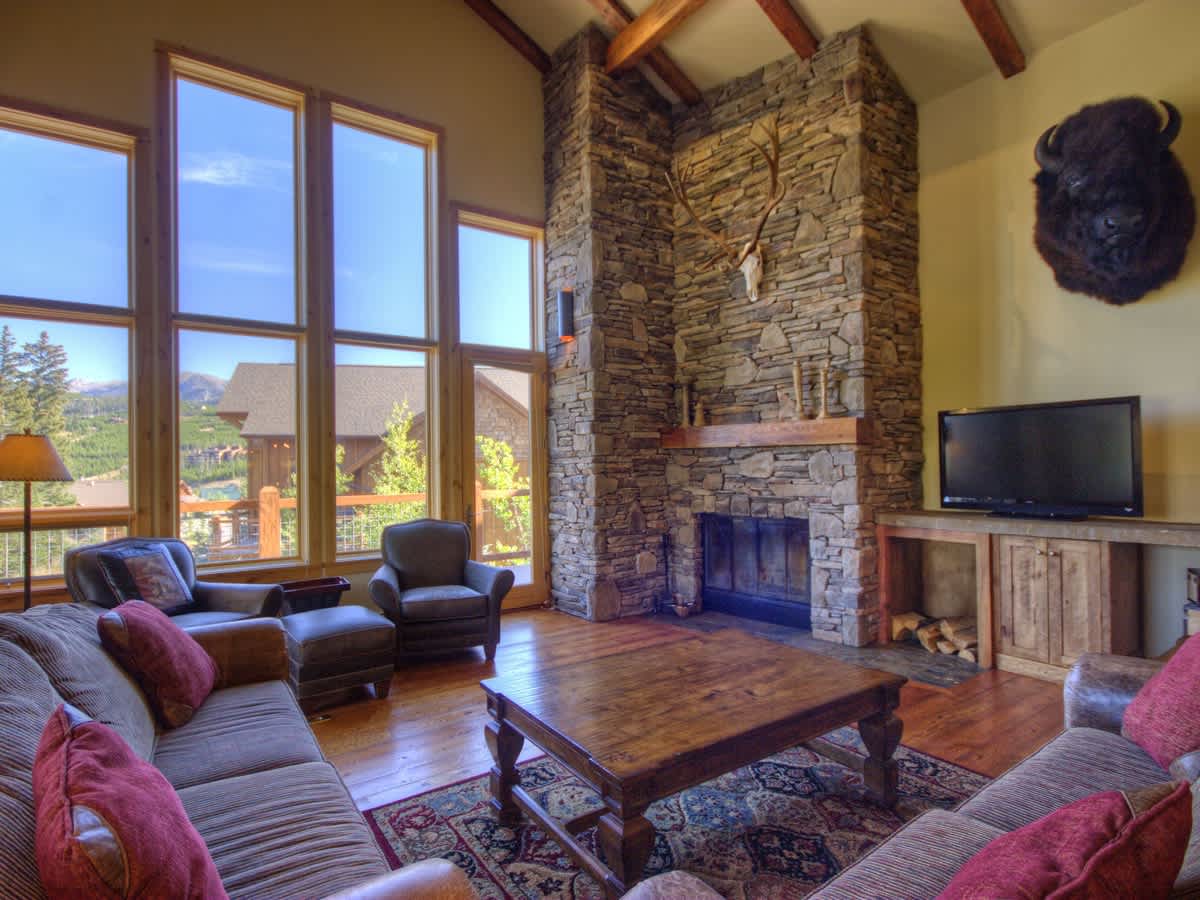 *New Listing* Ski-In/Ski-Out Mountain Chalet w/ Private Hot Tub