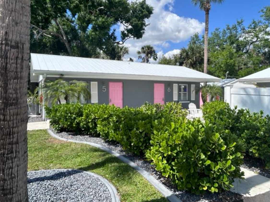 Newly Renovated Charlotte Harbor - Sunset Inn #4