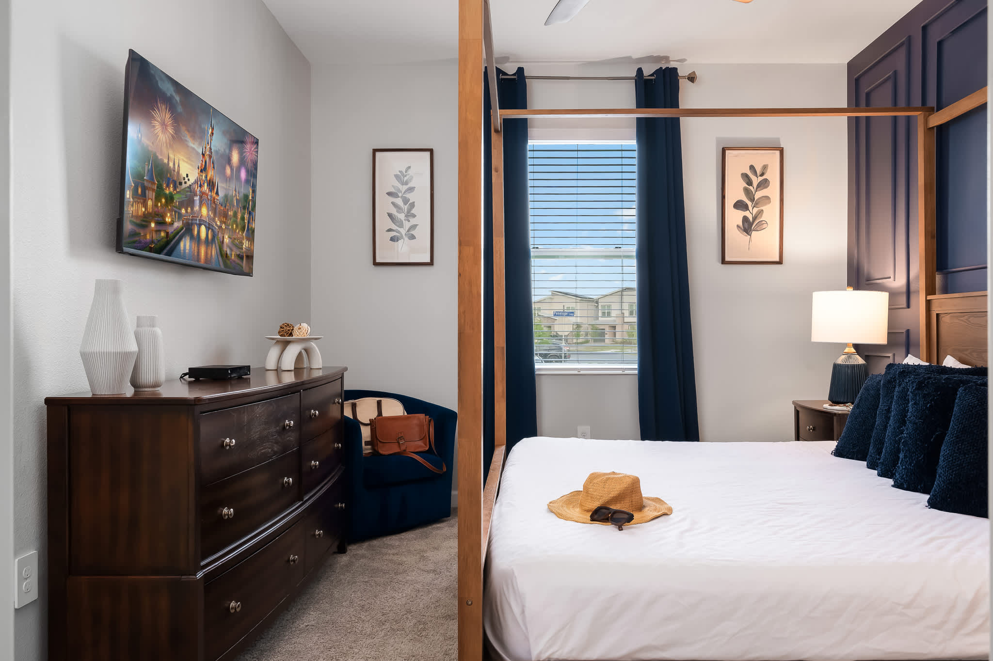 Luxury 9BR Gem Heated Pool Theater Theme Rooms | Photo 38