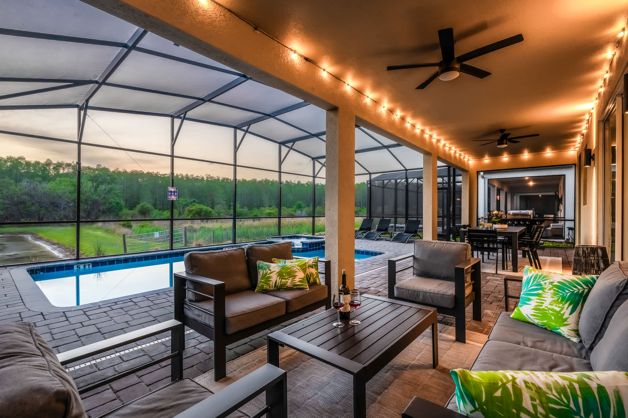 Luxury 9BR Getaway Pool Theater Theme Rooms