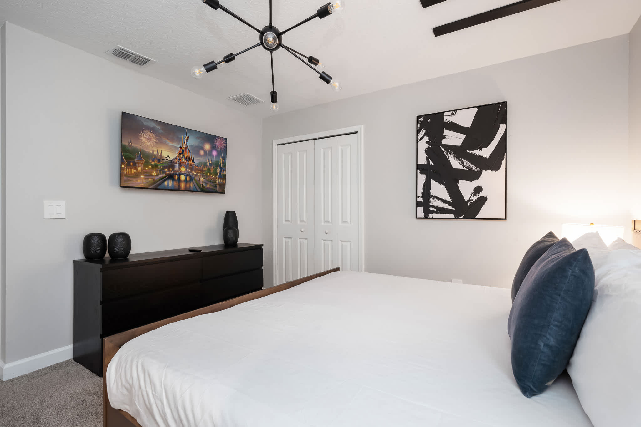 Luxury 9BR Gem Heated Pool Theater Theme Rooms | Photo 67