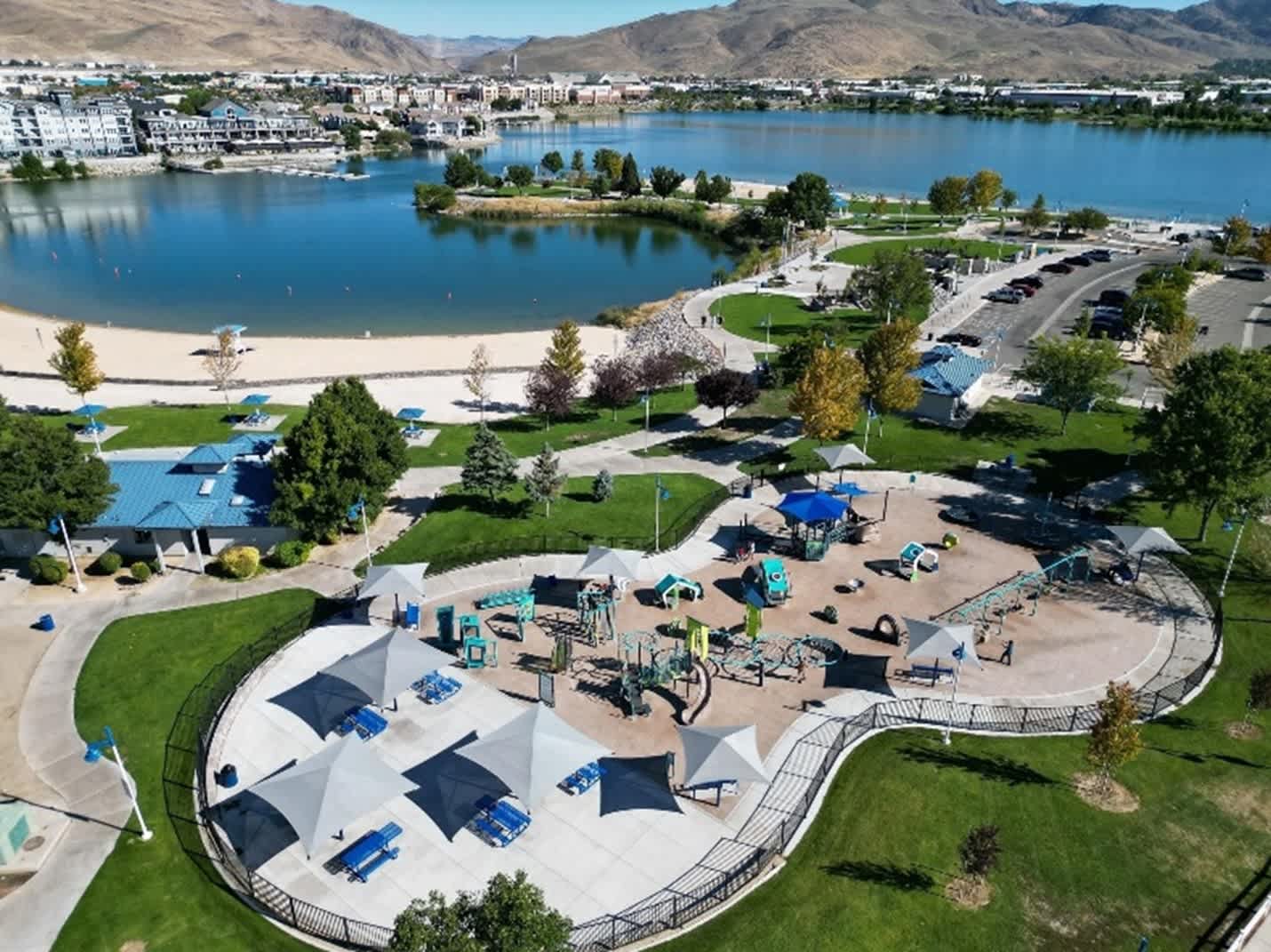 Sparks Marina 1BR · Jacuzzi, Mountain Views & Pool - Foto 33