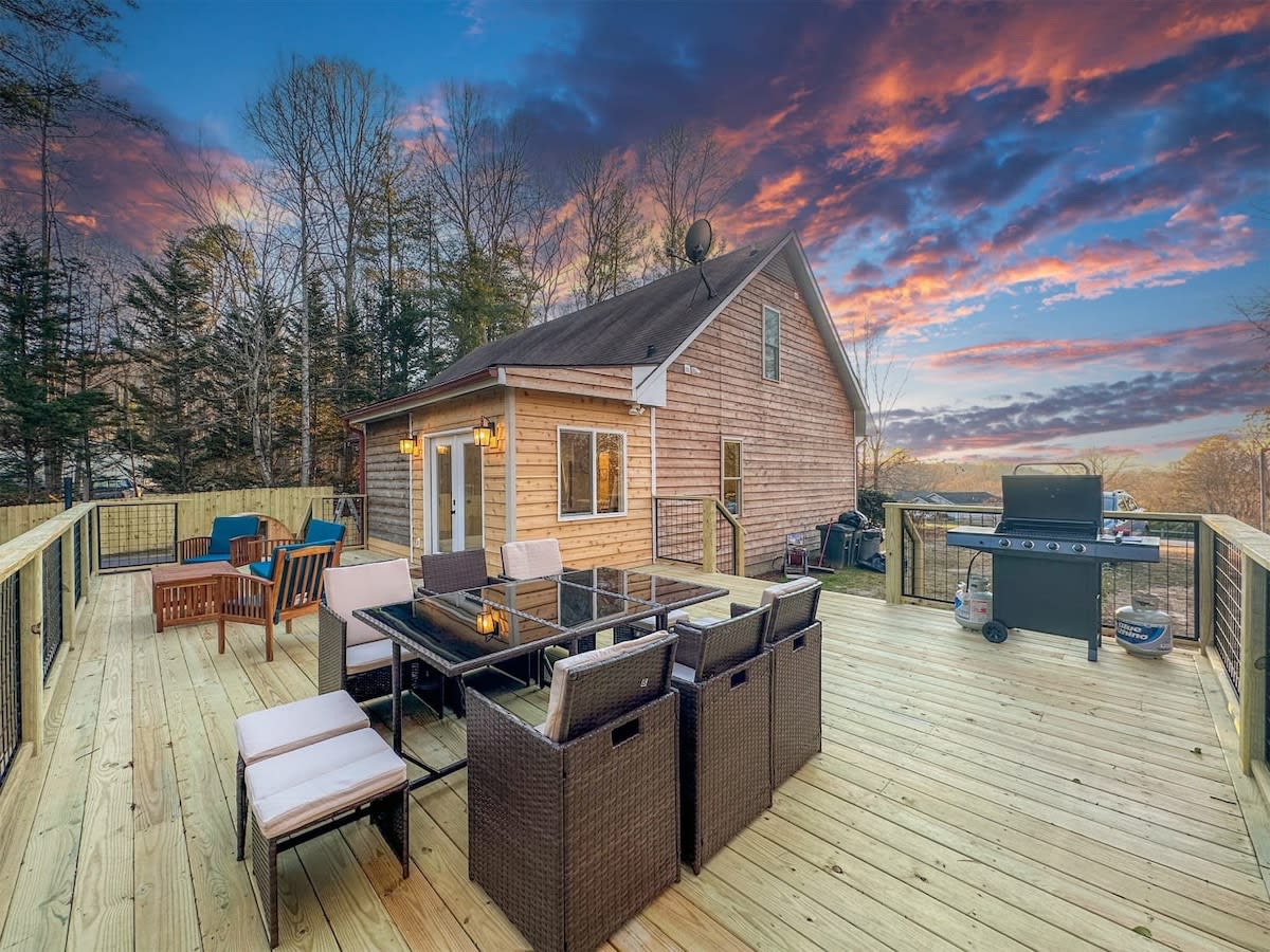 Spa Lodge Sleeps 9 Hot Tub Mtn Views