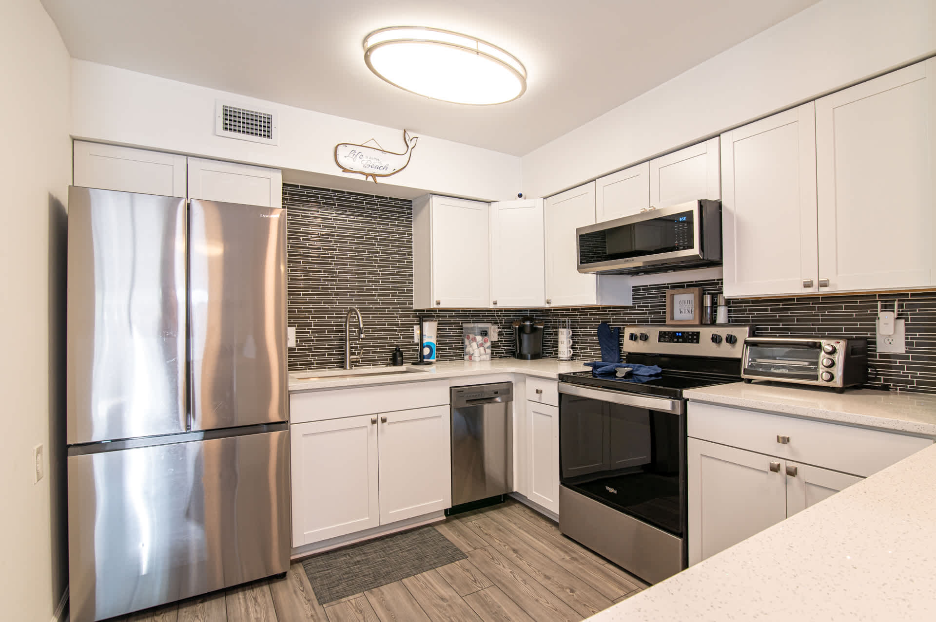 Pet and Motorcycle Friendly Ground Floor Gem