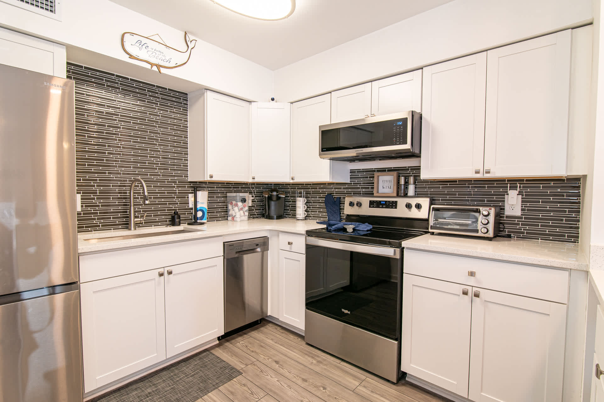 Pet and Motorcycle Friendly Ground Floor Gem