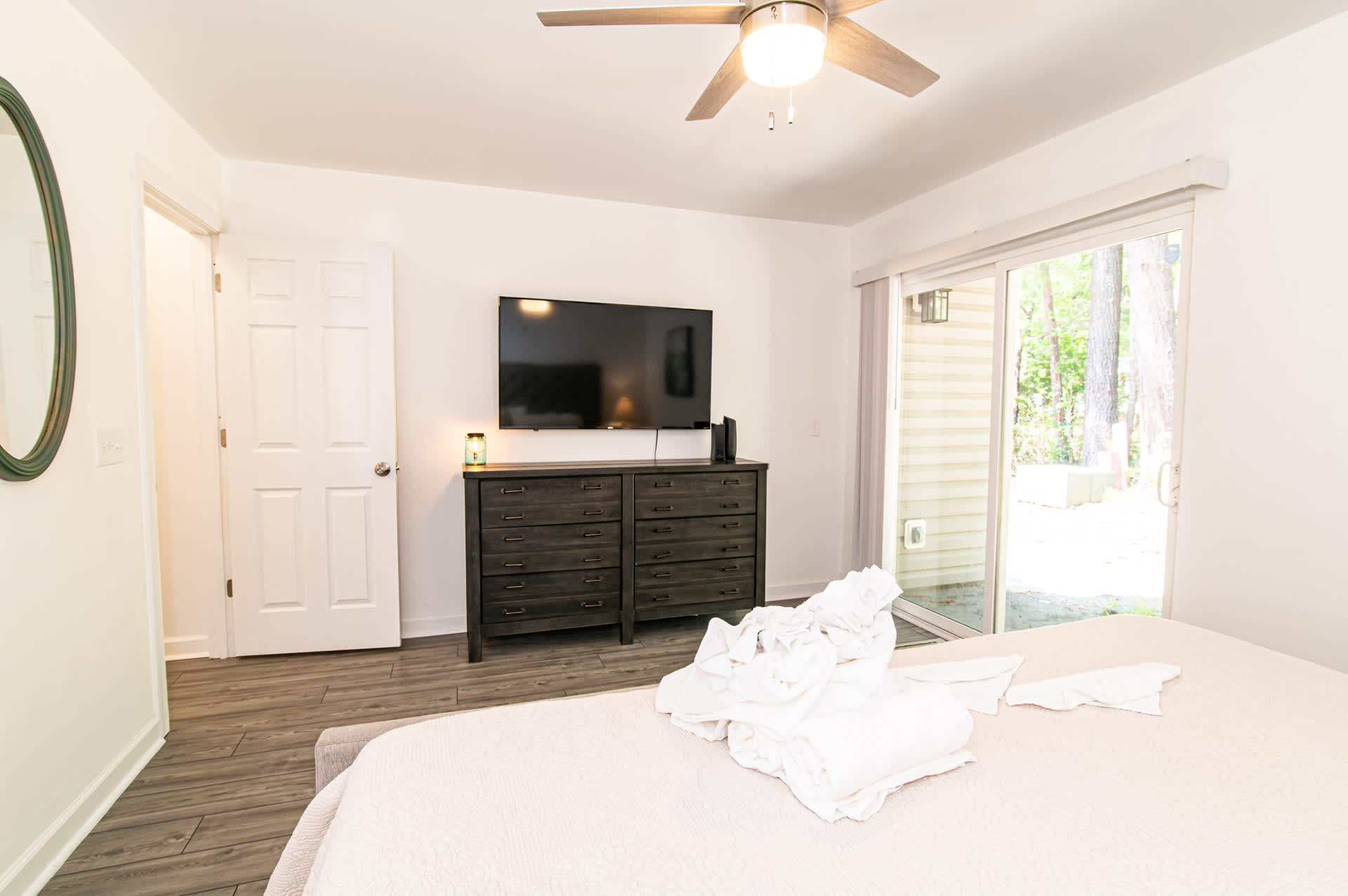 Pet and Motorcycle Friendly Ground Floor Gem