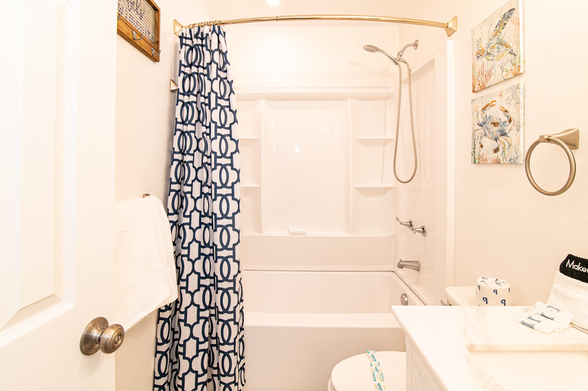 Pet and Motorcycle Friendly Ground Floor Gem