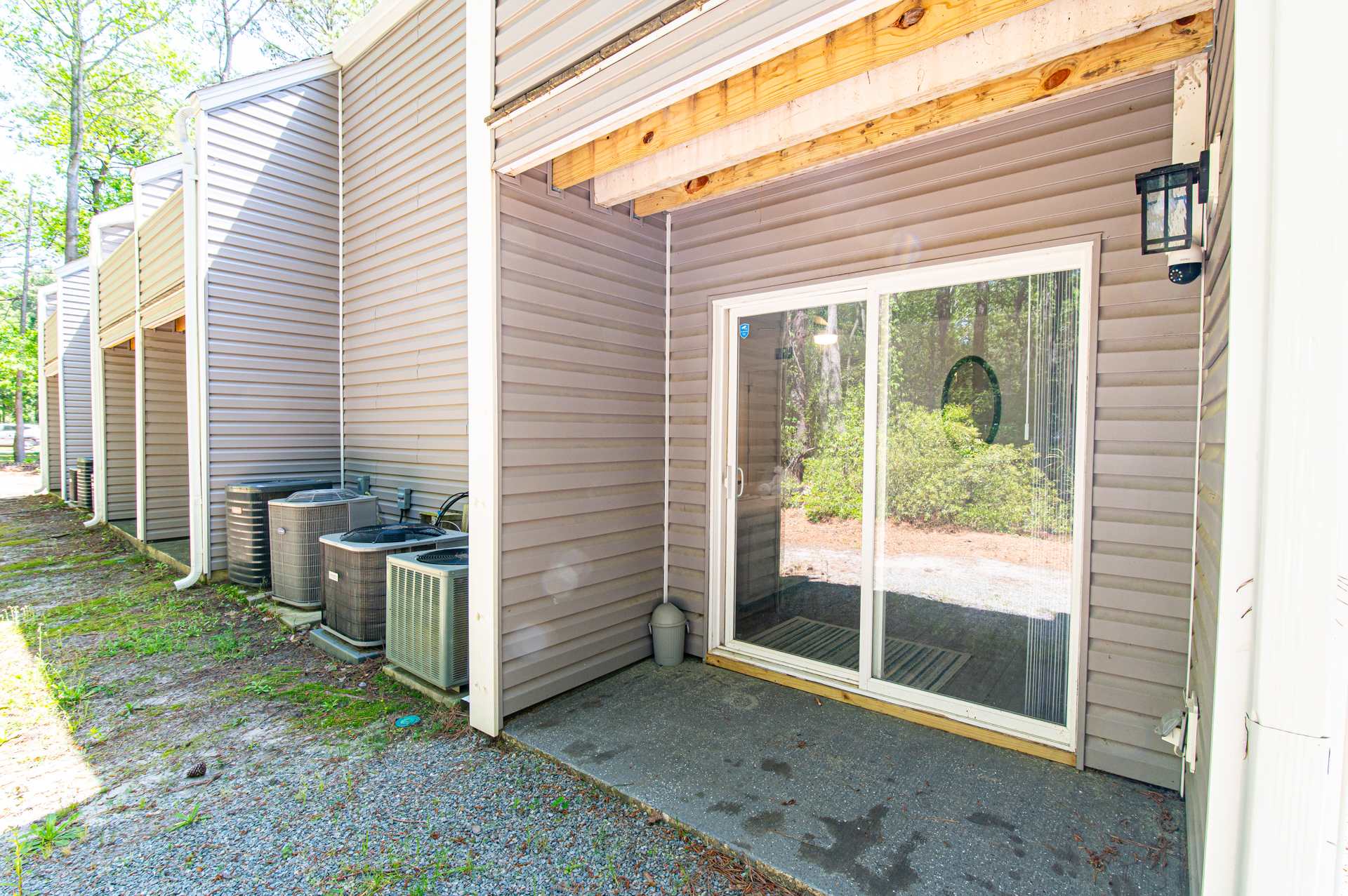Pet and Motorcycle Friendly Ground Floor Gem