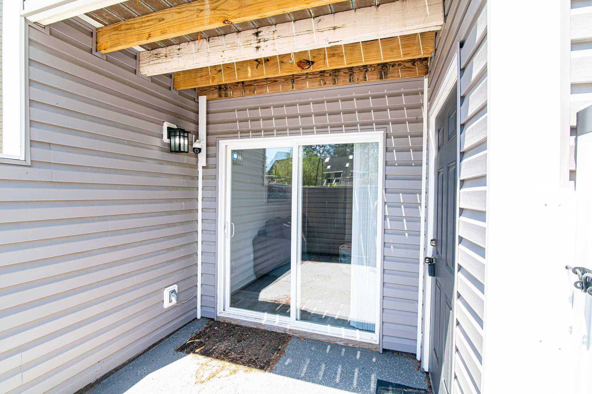 Pet and Motorcycle Friendly Ground Floor Gem