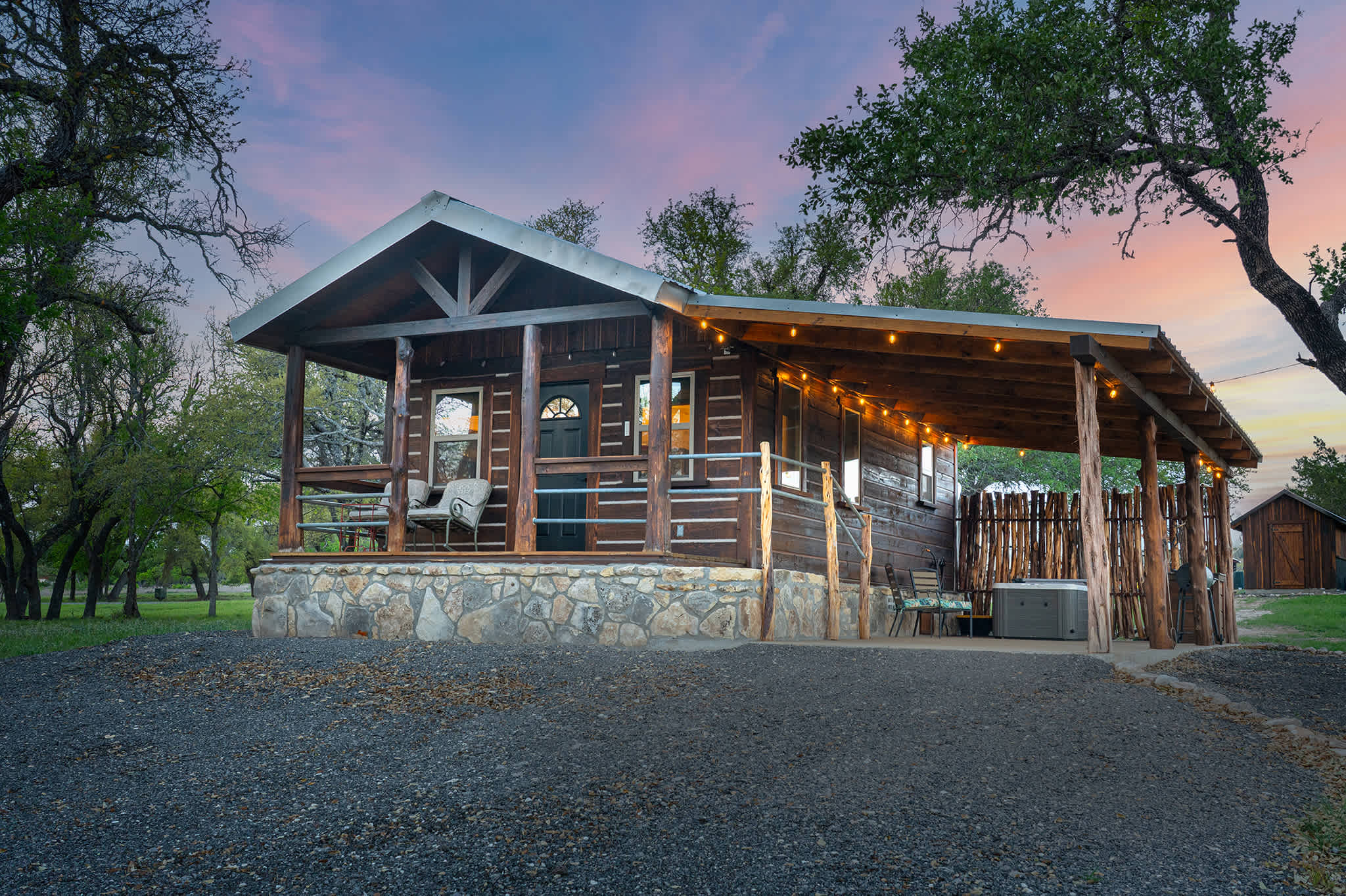 Broken Arrow - Private Escape, Hot Tub & Fire Pit — Fredericksburg, TX — vacation rental