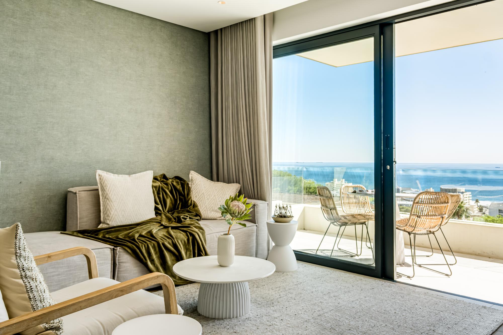 Alluring 2bed Apt w Sea Mountain Views Marlo Vale 6