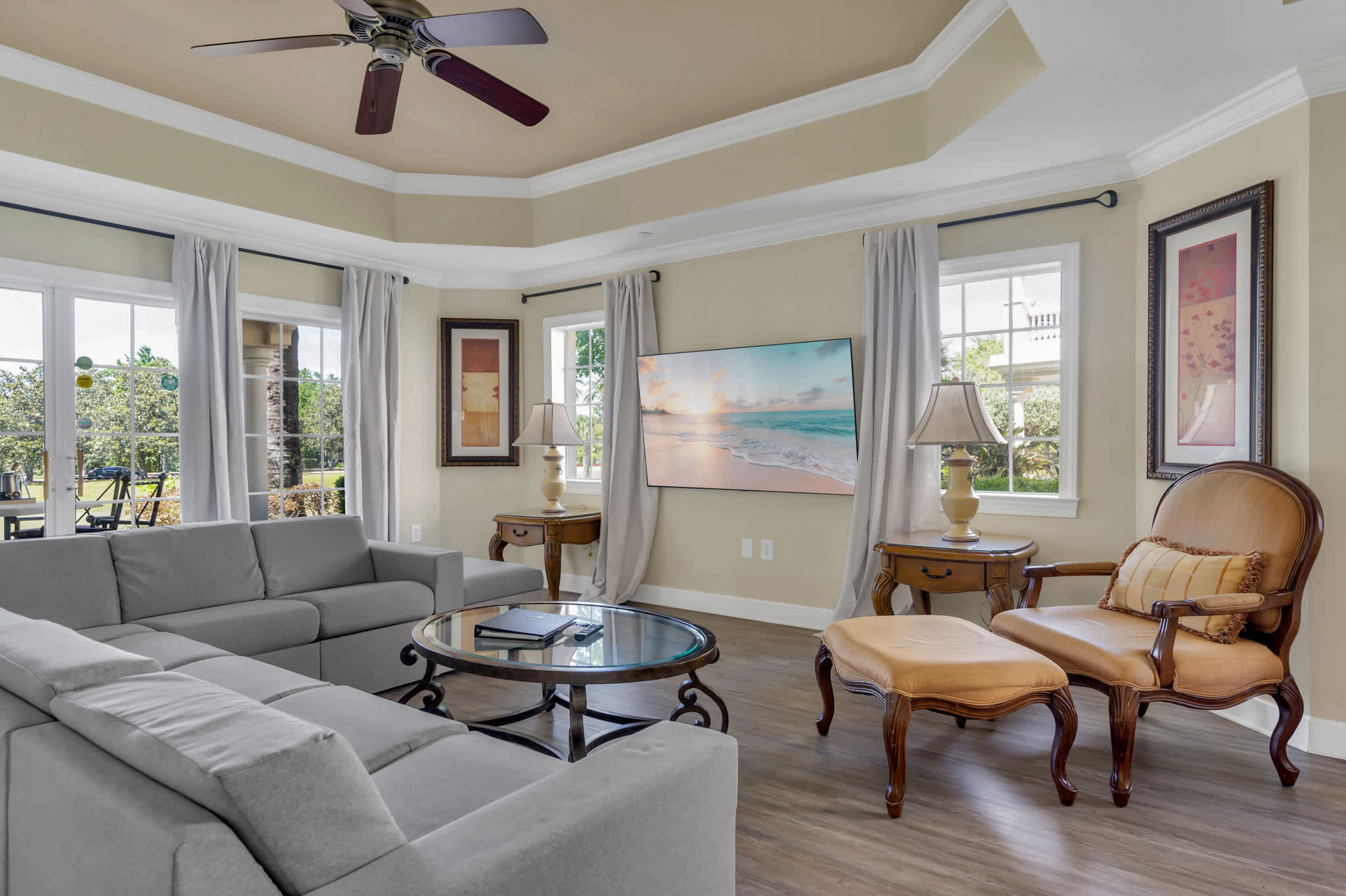 Golf Course, Pool, Covered Patio! 6MI to Disney