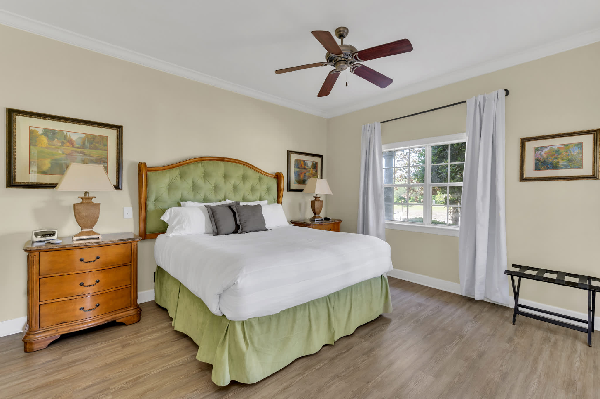 Golf Course, Pool, Covered Patio! 6MI to Disney