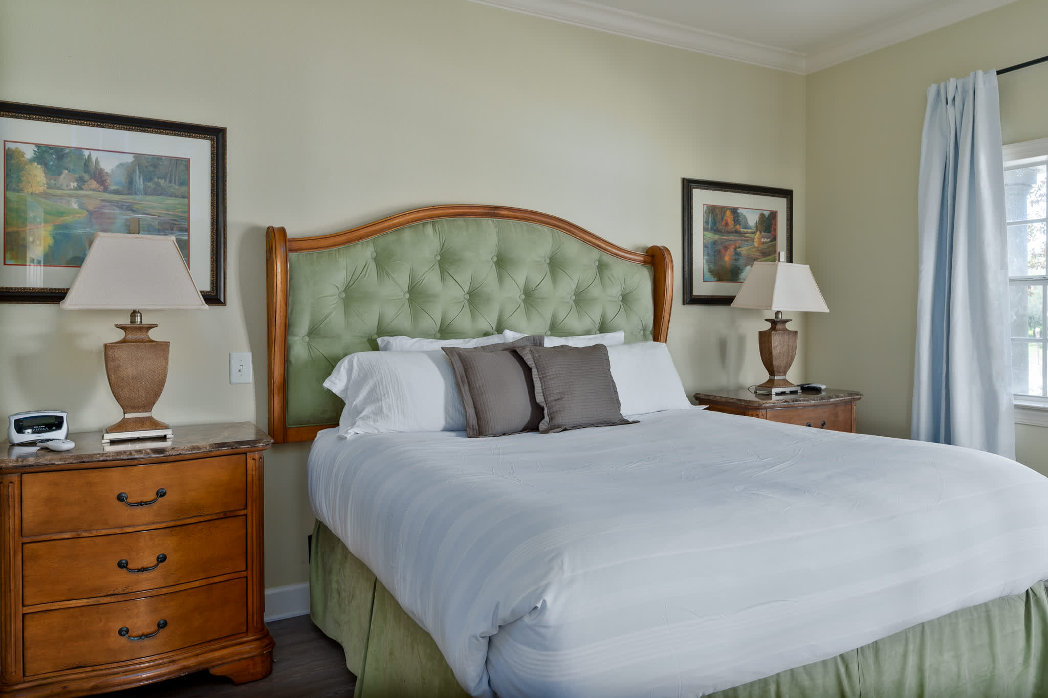 Golf Course, Pool, Covered Patio! 6MI to Disney