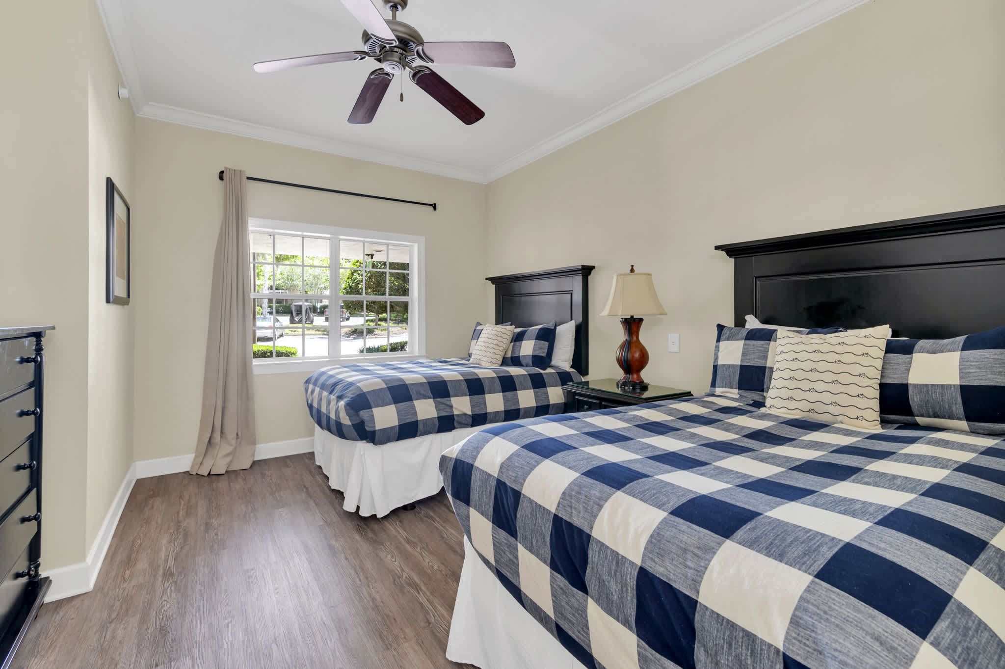 Golf Course, Pool, Covered Patio! 6MI to Disney