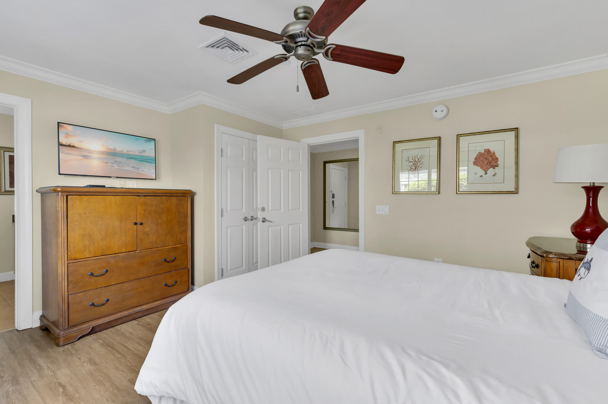 Golf Course, Pool, Covered Patio! 6MI to Disney