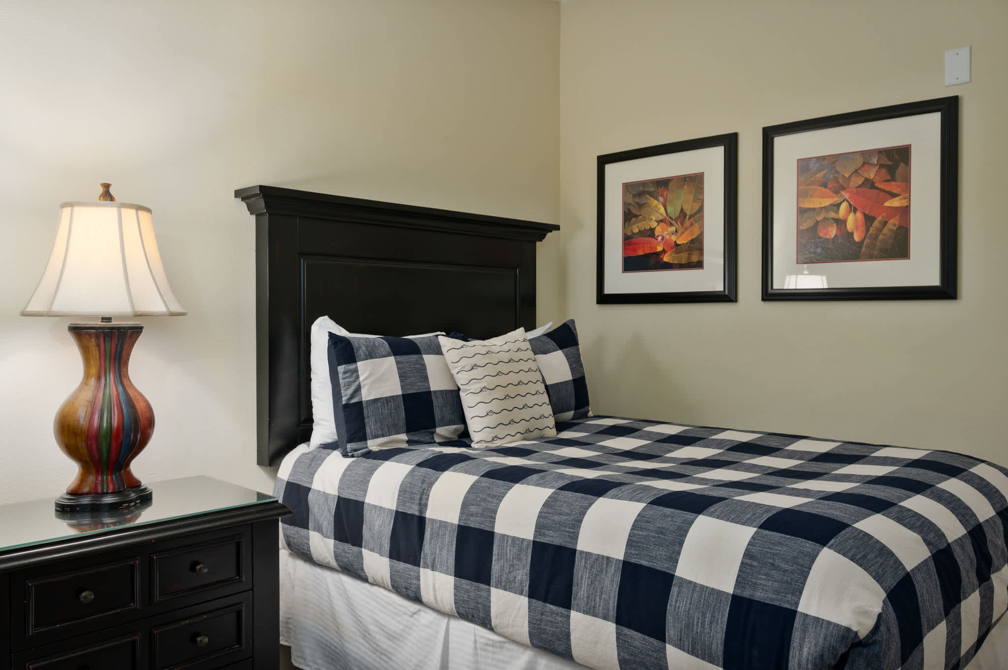 Golf Course, Pool, Covered Patio! 6MI to Disney