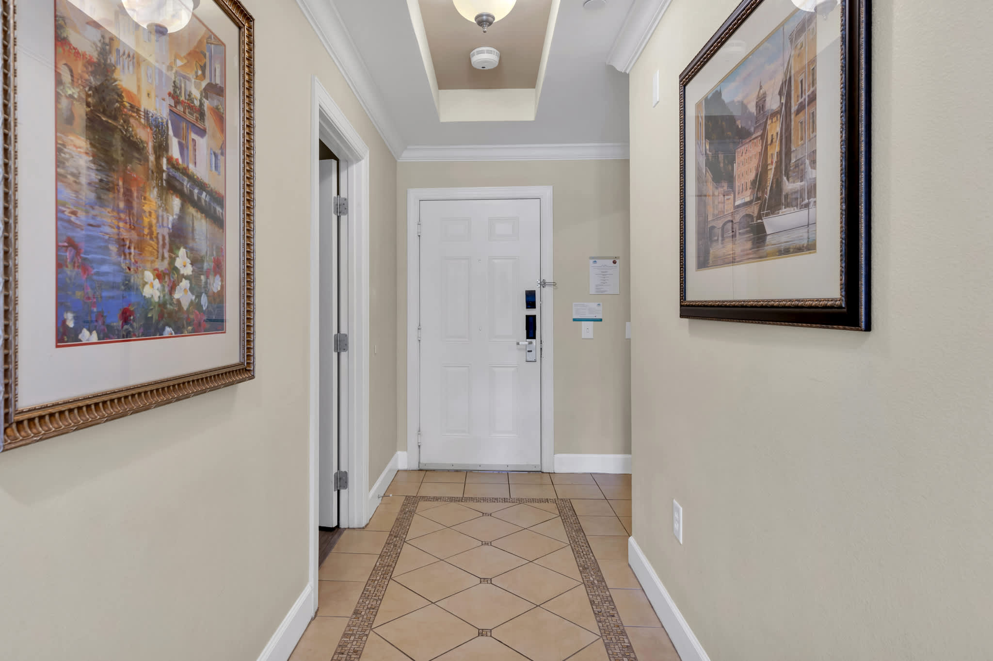 Golf Course, Pool, Covered Patio! 6MI to Disney