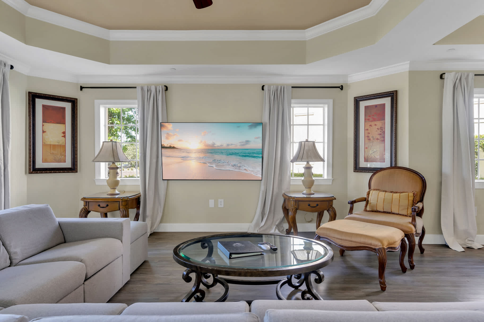 Golf Course, Pool, Covered Patio! 6MI to Disney