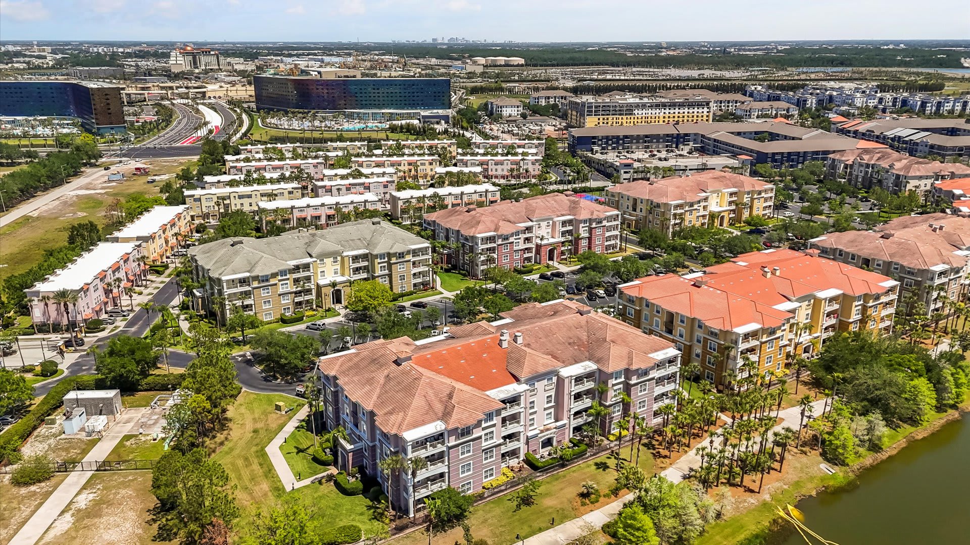 Exterior View - Vista Cay Resort