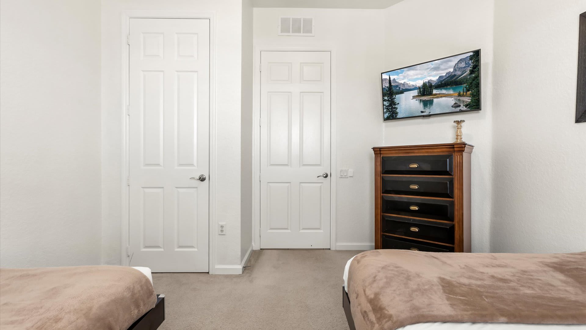 Rejuvenating Twin Bedroom with Smart TV