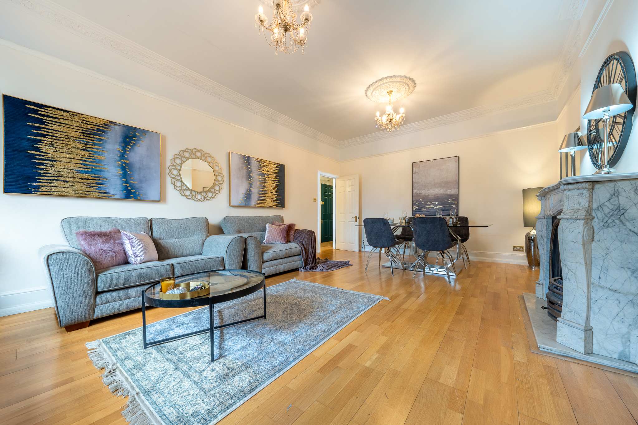2B Apartment next to Natural History Museum in Cromwell Road SW7 2ED - Property image 2 - VivreStays