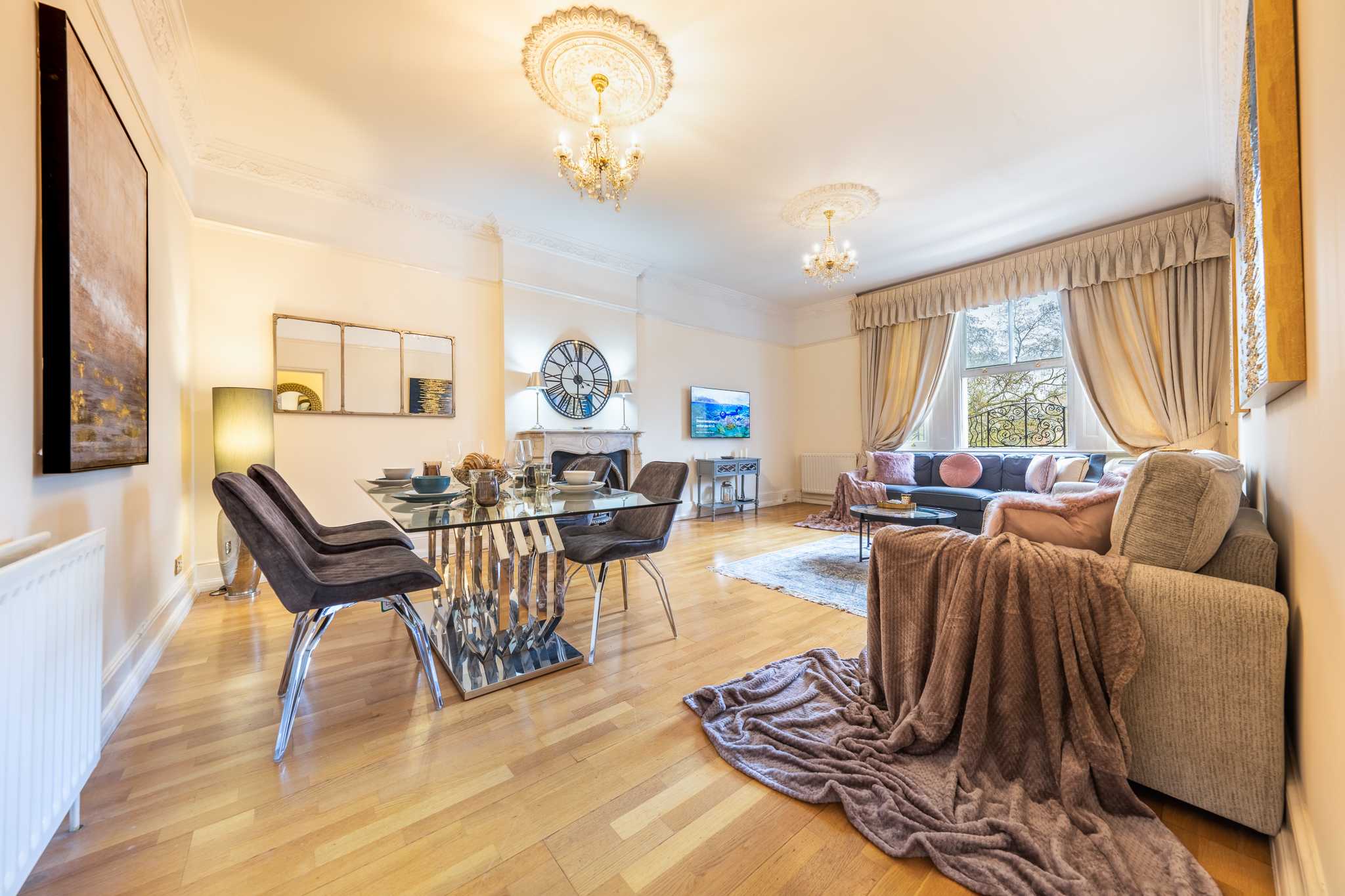 2B Apartment next to Natural History Museum in Cromwell Road SW7 2ED - Property image 3 - VivreStays