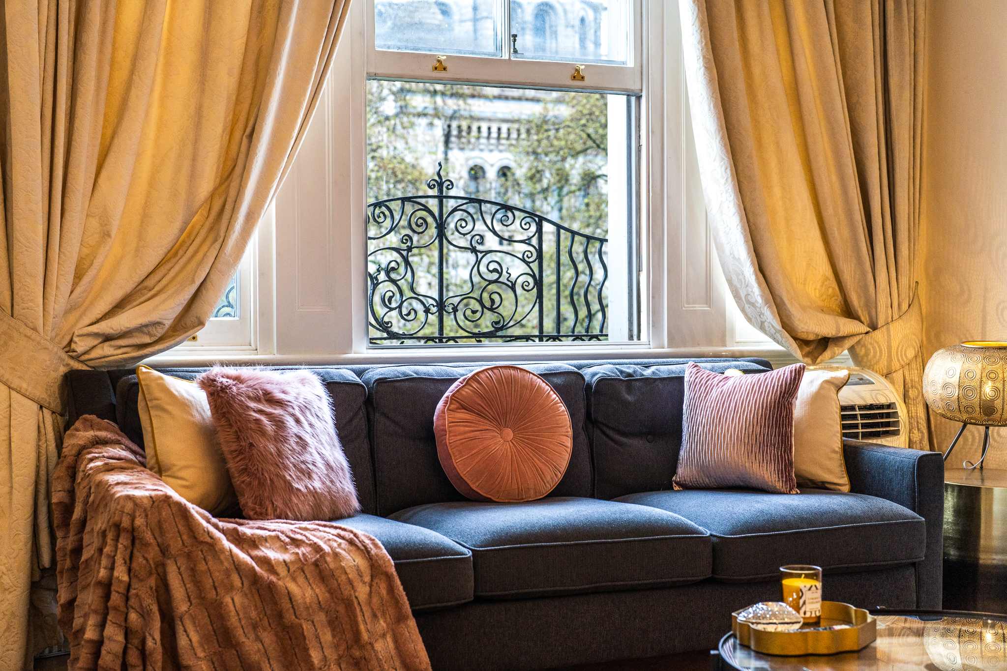 2B Apartment next to Natural History Museum in Cromwell Road SW7 2ED - Property image 17 - VivreStays