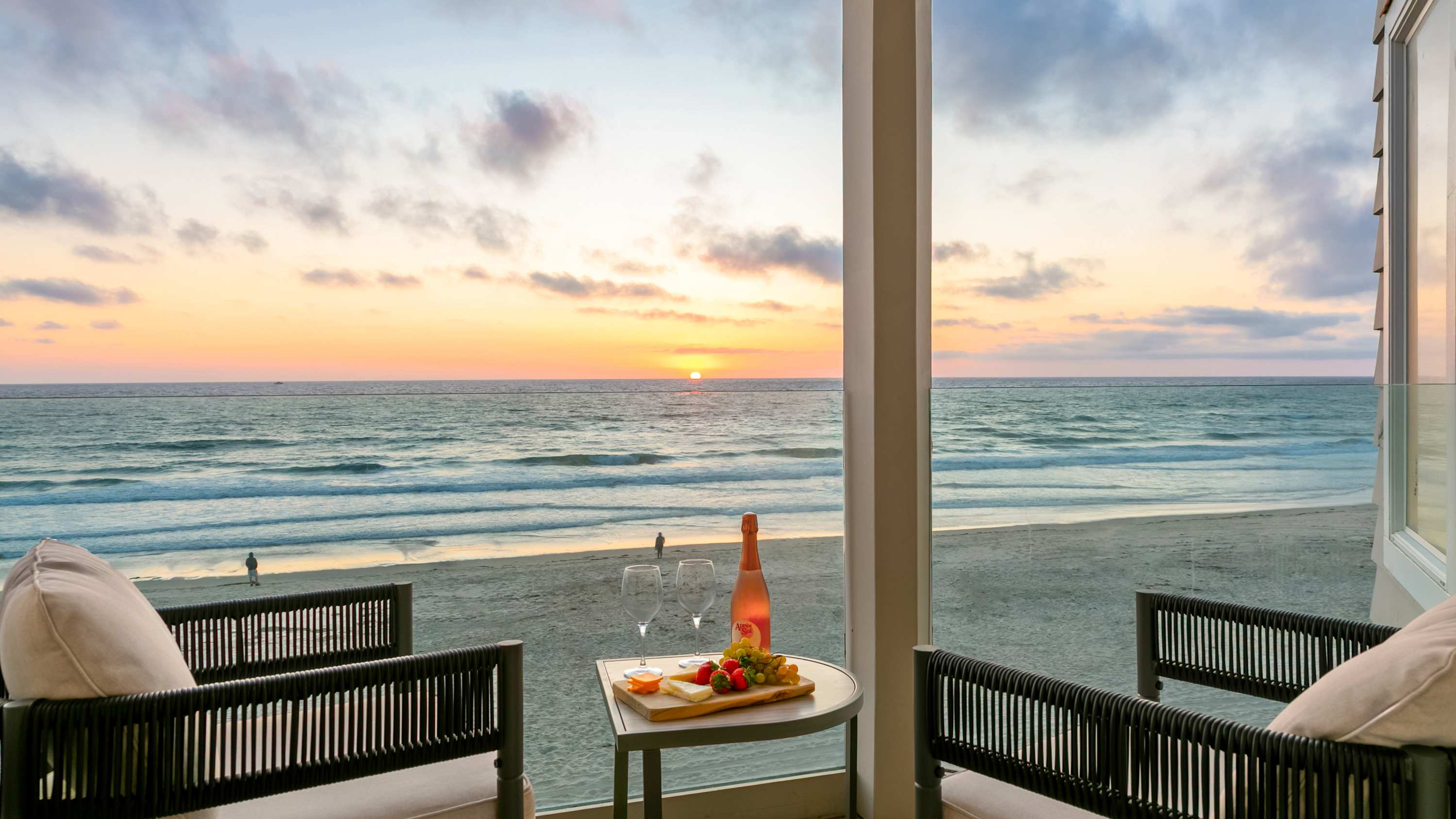 Oceanfront Balcony Views Over Mission Beach — San Diego, CA — vacation rental