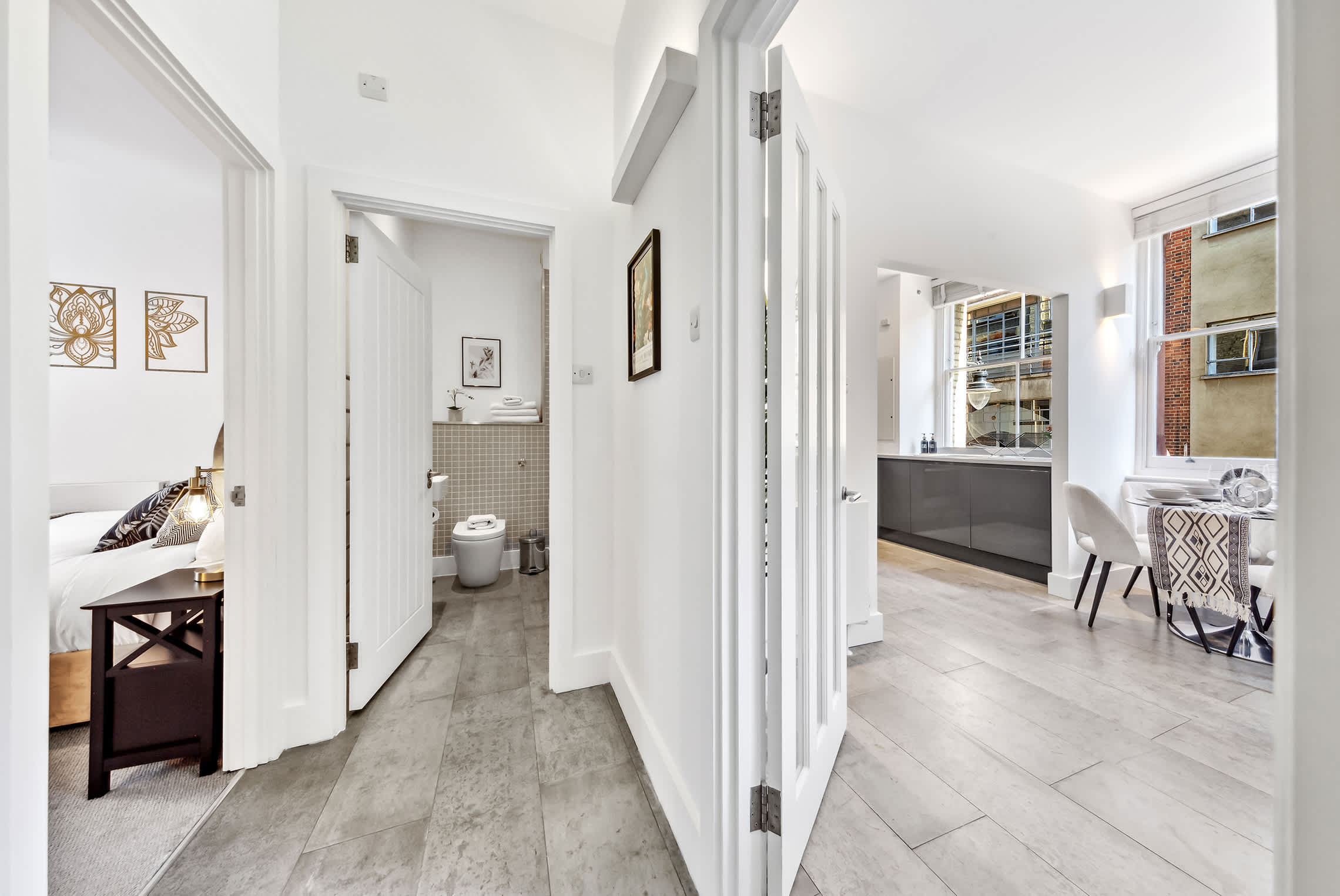 View Modern apartment Farrindgon in Berry Street 6 EC1V 0AU Modern apartment Farrindgon in Berry Street 6 EC1V 0AU - Property image 12 - VivreStays