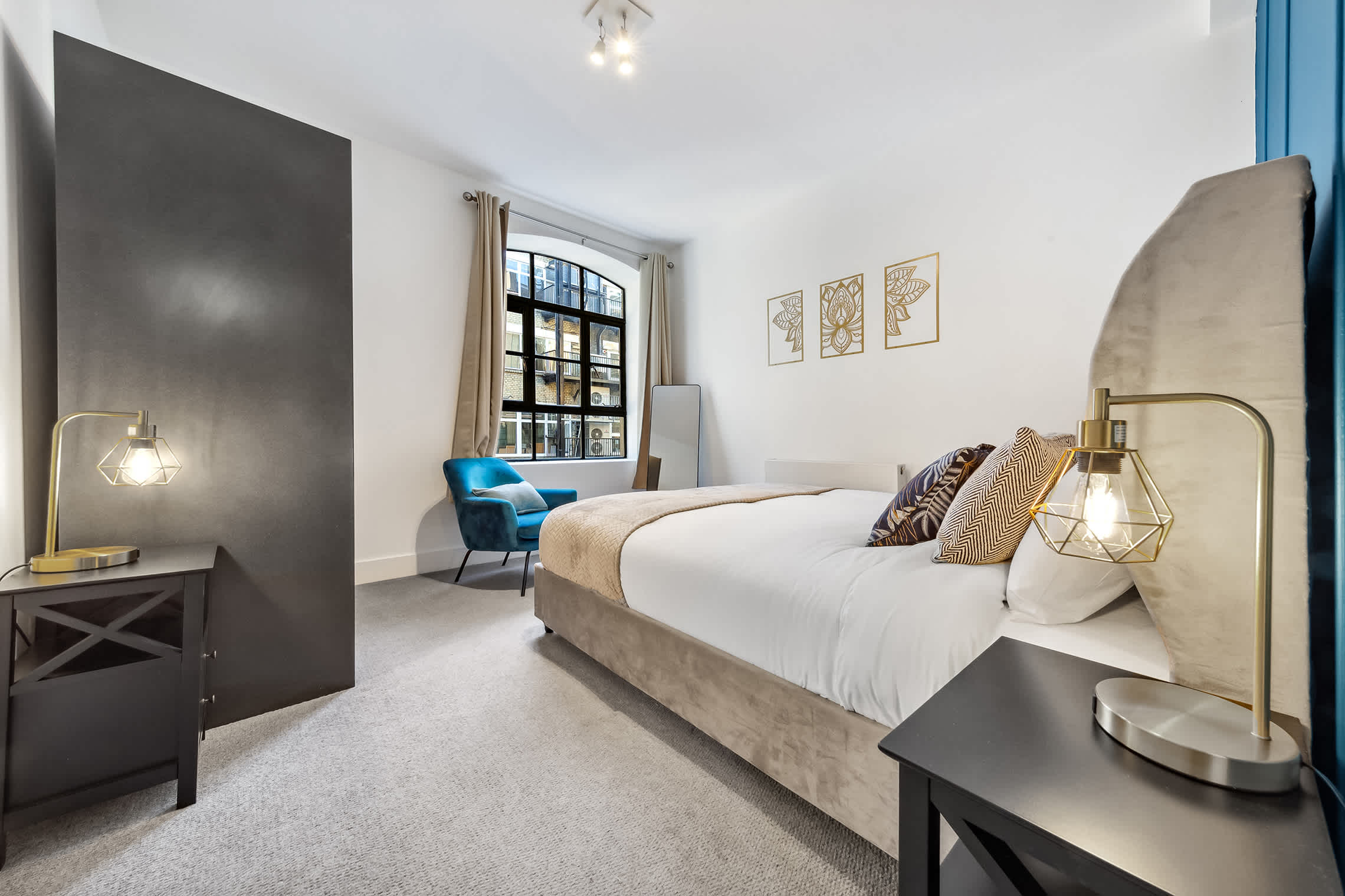 View Modern apartment Farrindgon in Berry Street 6 EC1V 0AU Modern apartment Farrindgon in Berry Street 6 EC1V 0AU - Property image 16 - VivreStays