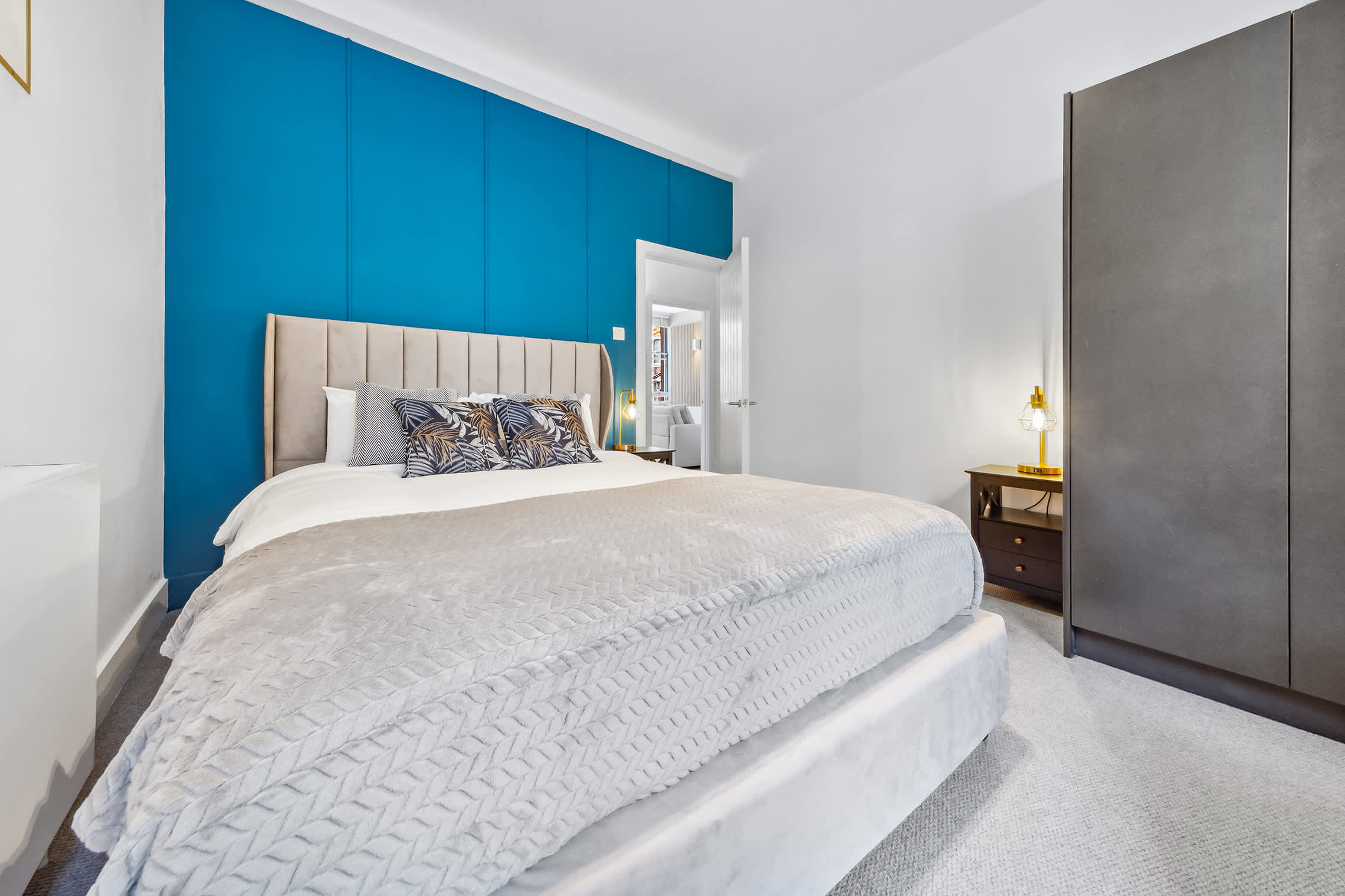 View Modern apartment Farrindgon in Berry Street 6 EC1V 0AU Modern apartment Farrindgon in Berry Street 6 EC1V 0AU - Property image 21 - VivreStays
