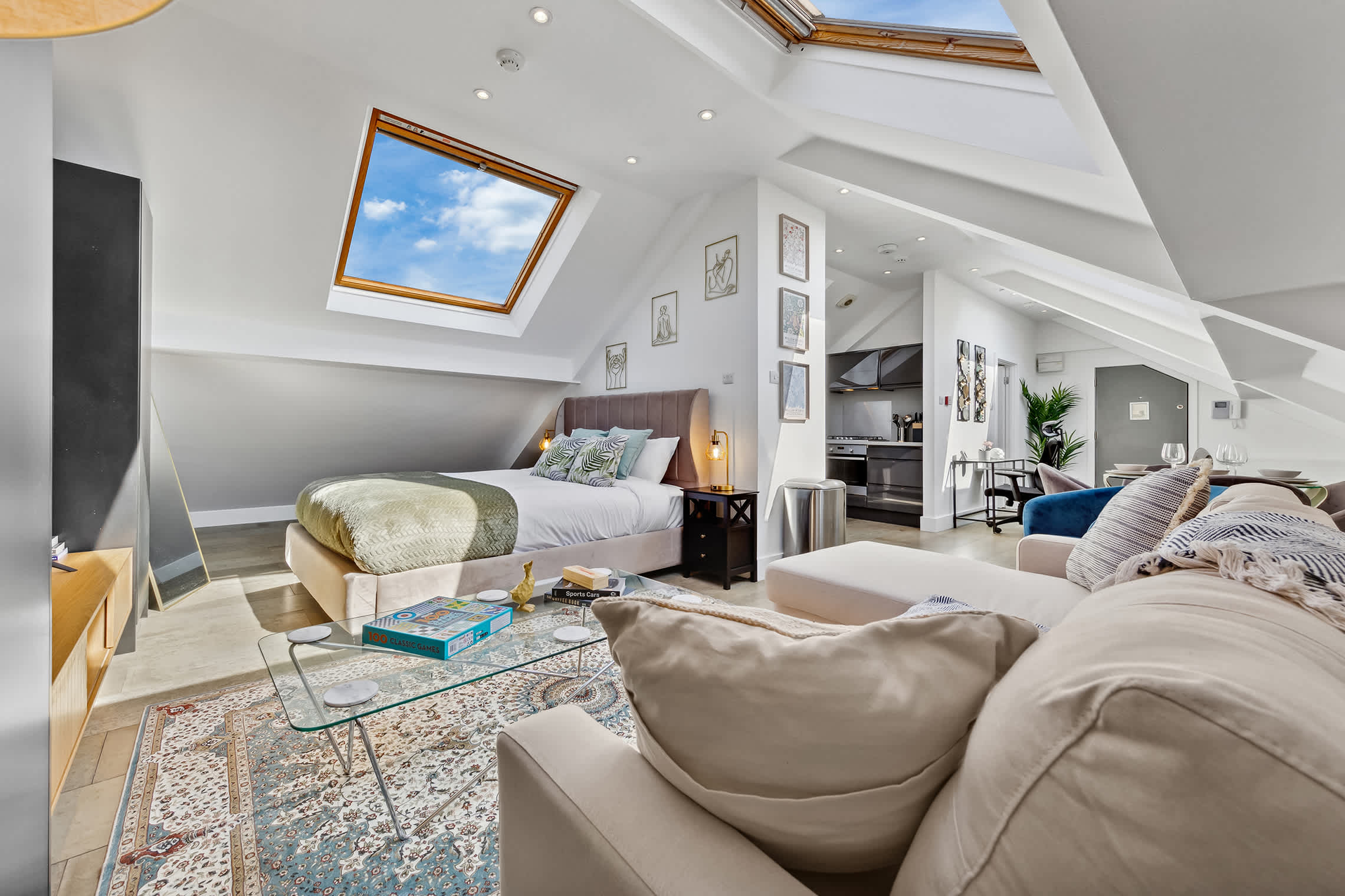 Luxe Farringdon Apartments By Stay Smart serviced apartment - London - VivreStays